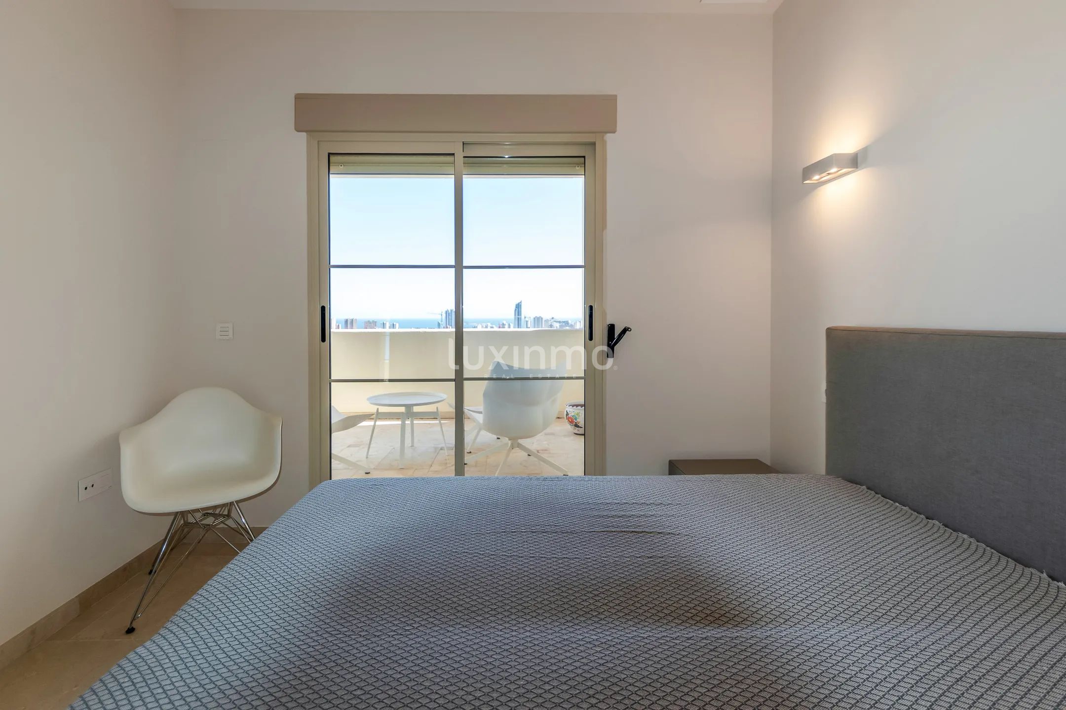 Śródziemnomorski dupleks z widokiem na morze w Sierra Cortina — photo 25