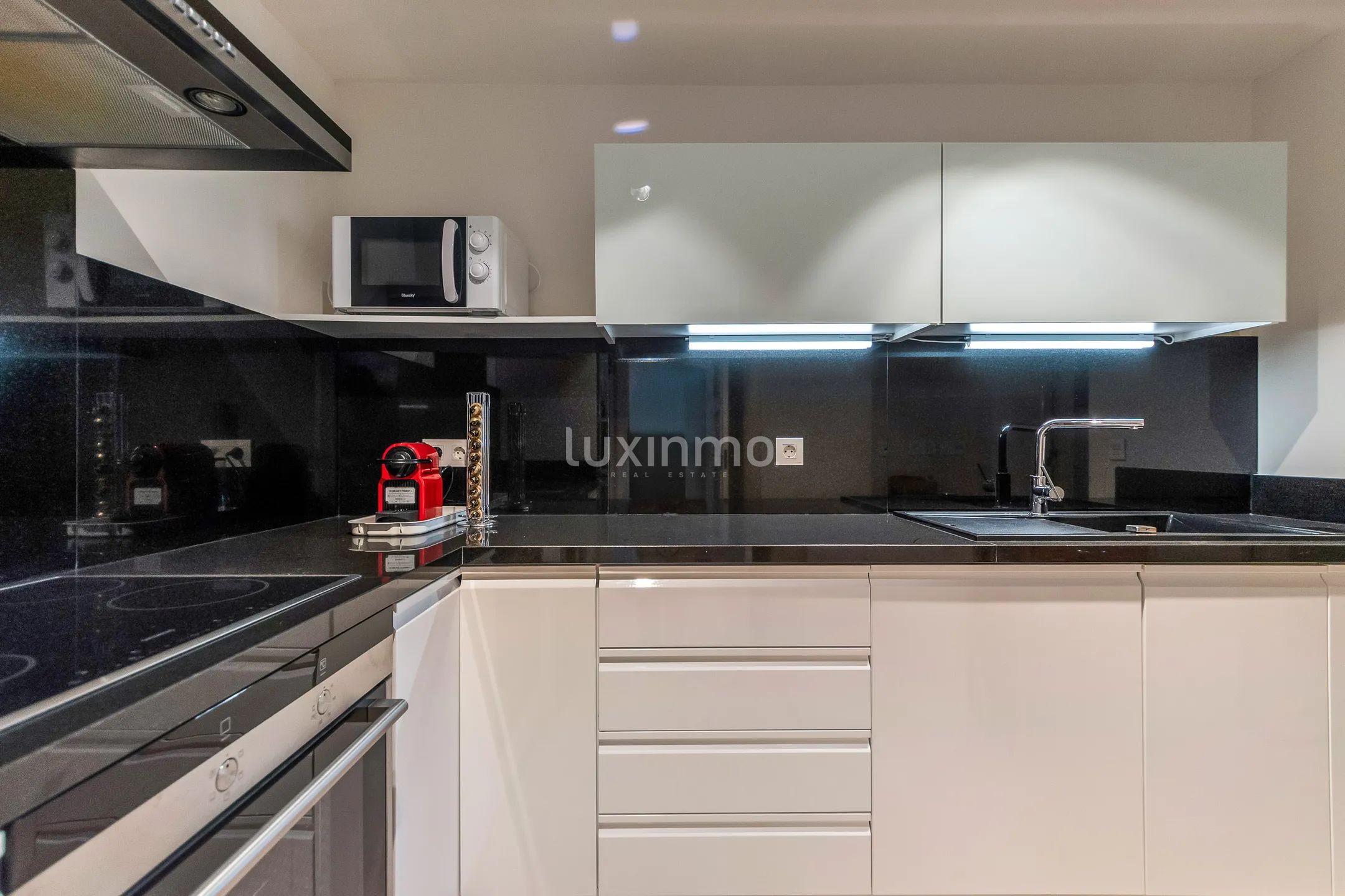 Śródziemnomorski dupleks z widokiem na morze w Sierra Cortina — photo 12