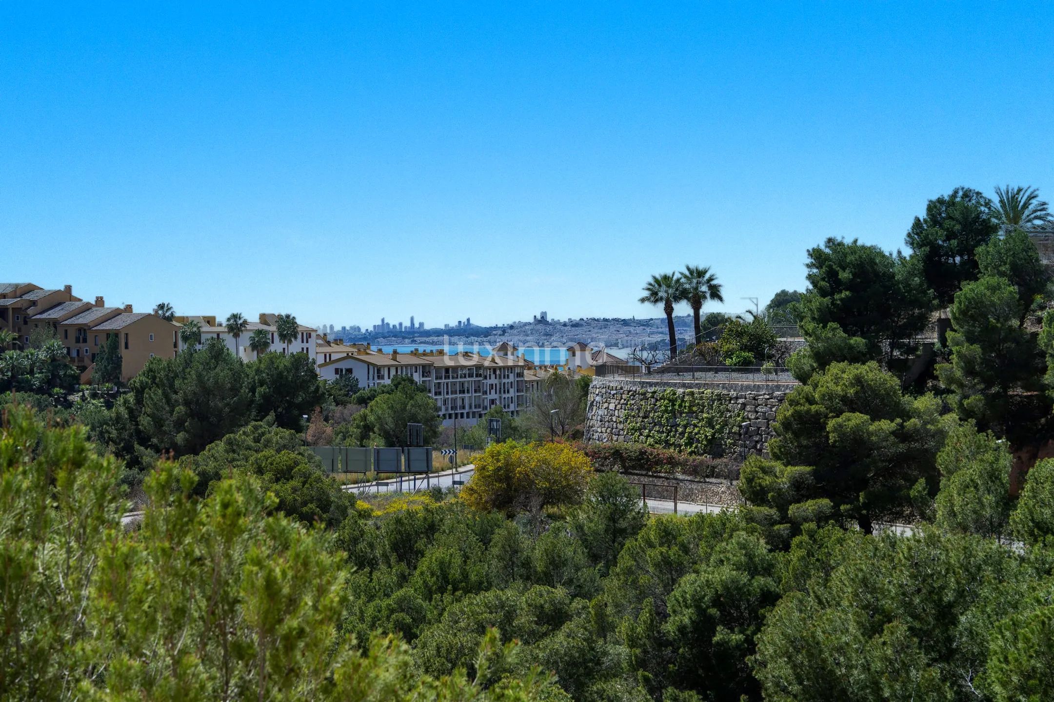 Radhus med 3 sovrum och havsutsikt i Zona de Mascarat