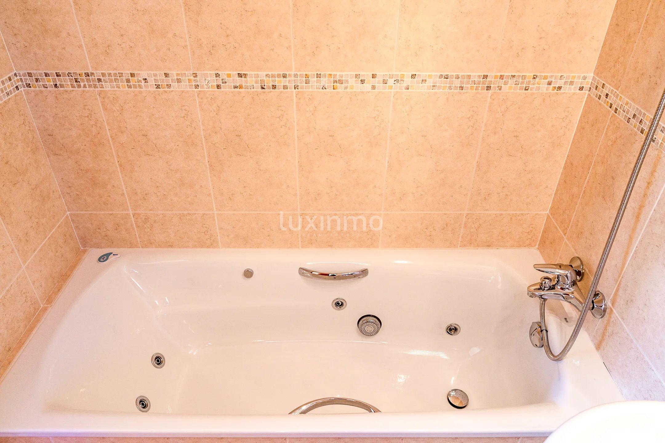 Terraced 3-bedroom house with sea views in Zona de Mascarat — photo 23