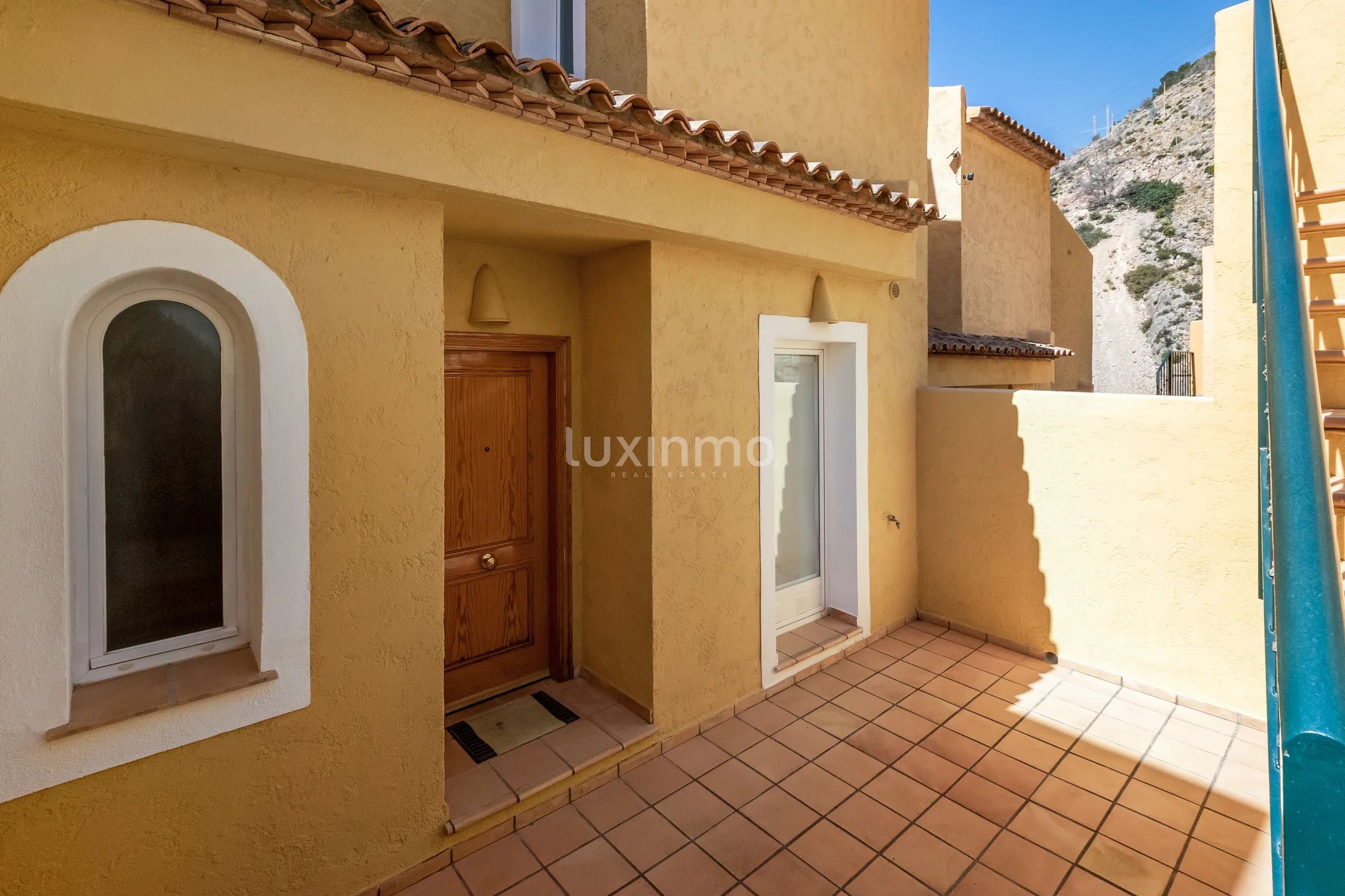 Dom szeregowy z 3 sypialniami i widokiem na morze w Zona de Mascarat — photo 21