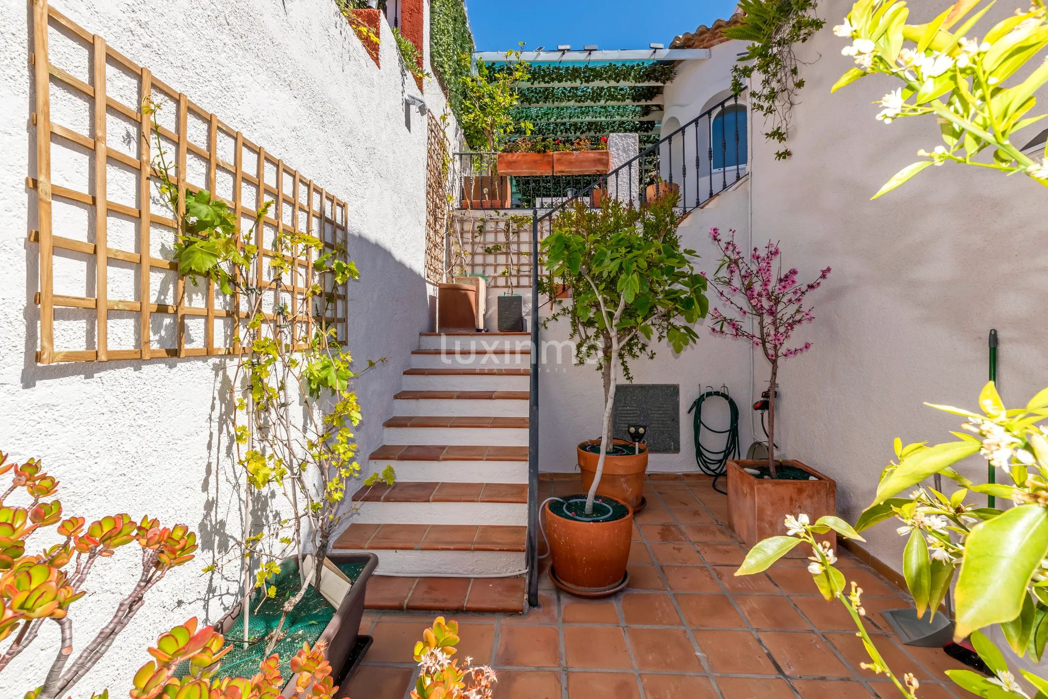 Таунхаус с прекрасным видом на море в Альтеа Хиллс — photo 23