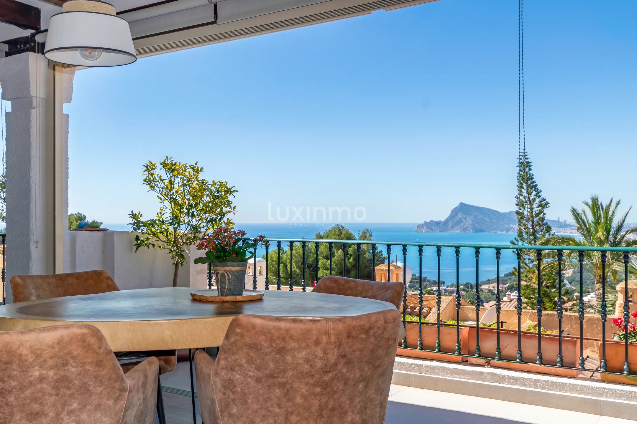 Townhouse with beautiful sea views for sale in Altea Hills — photo 21