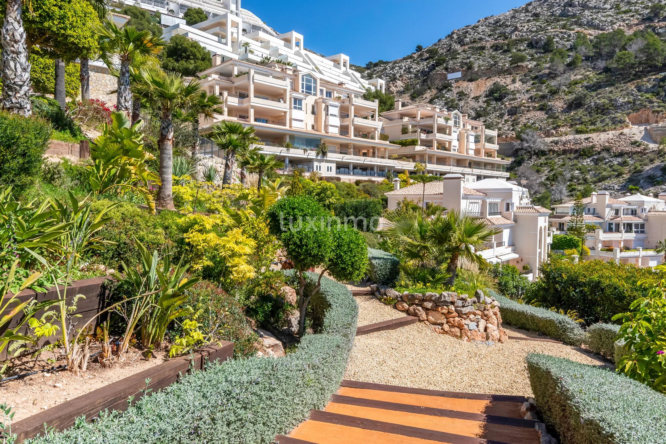 Modern takvåning med panoramautsikt över havet i Altea Hills — photo 27