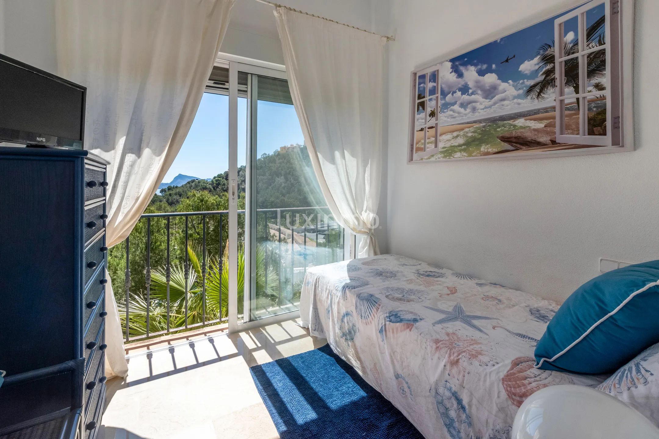 Villa de estilo mediterráneo con piscina privada y vistas al mar en Altea Hills — photo 13