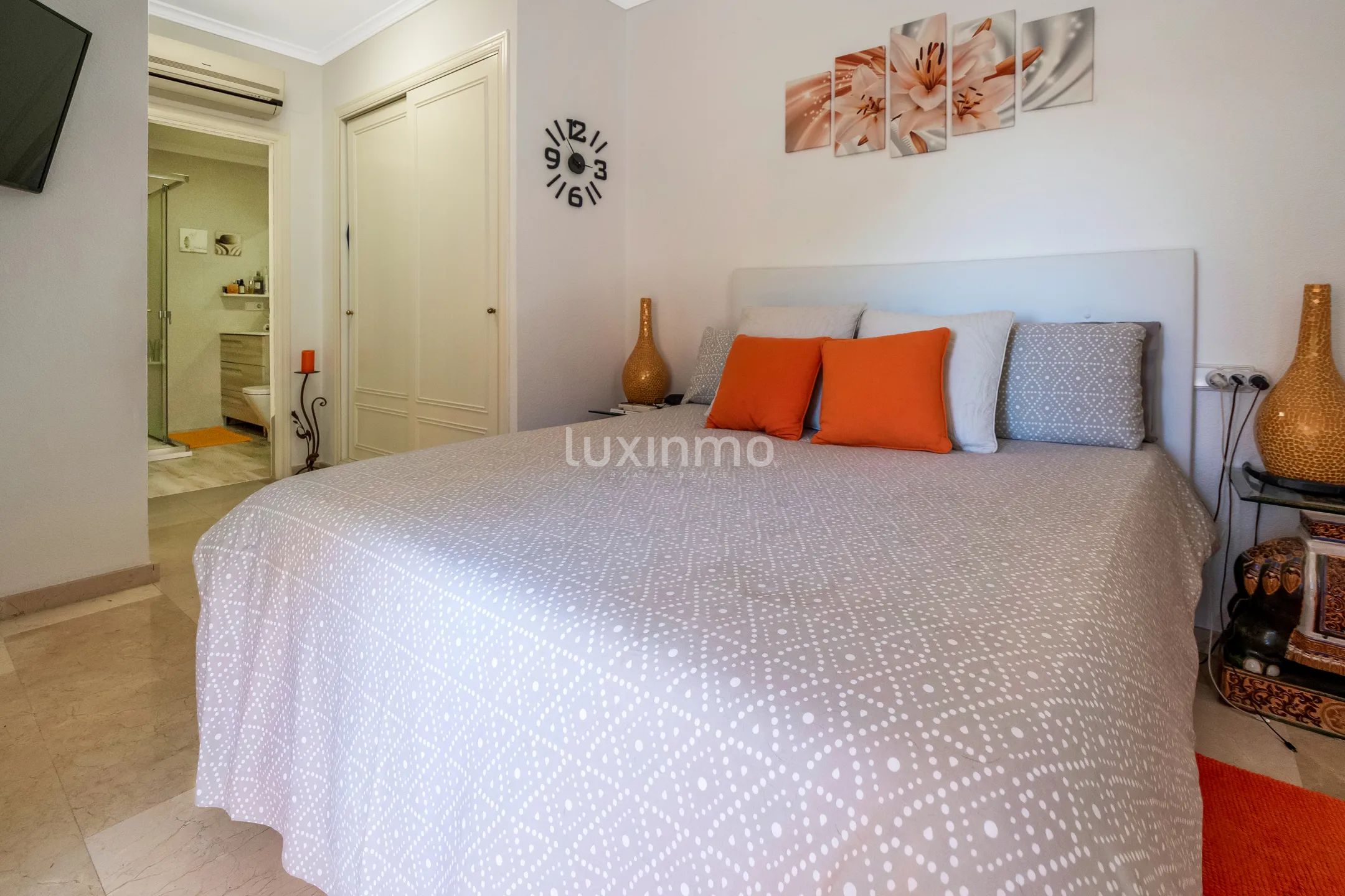 Villa de estilo mediterráneo con piscina privada y vistas al mar en Altea Hills — photo 15