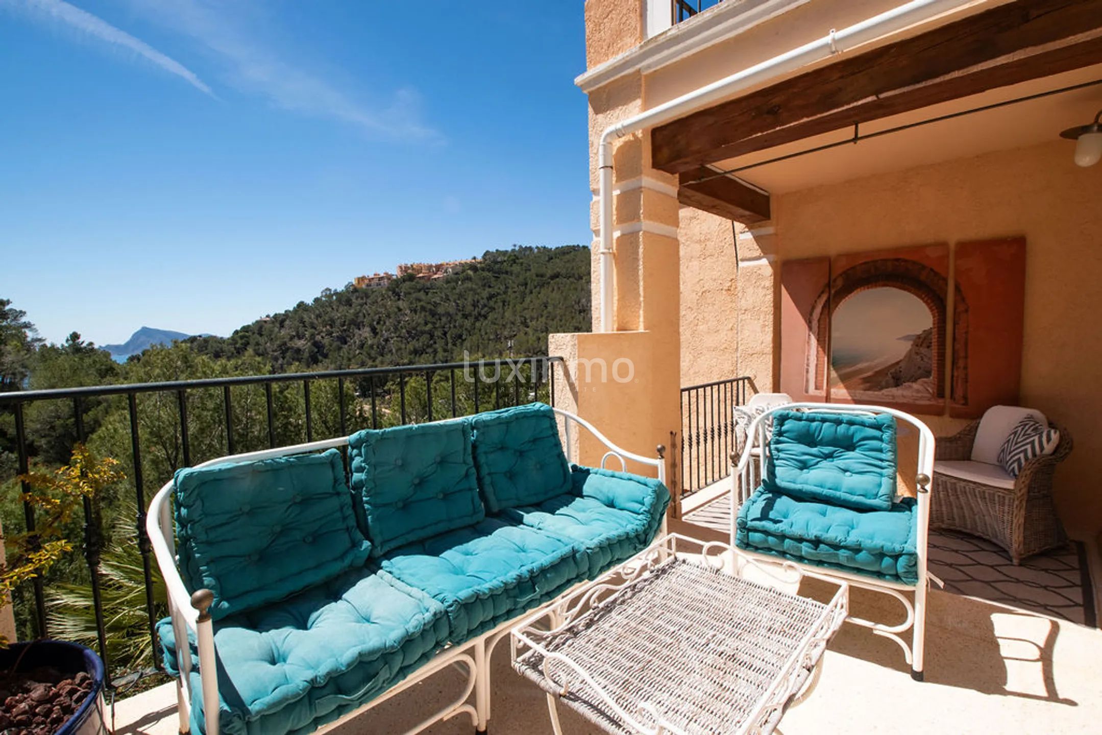 Mediterranean-style villa with private pool and sea views in Altea Hills — photo 5