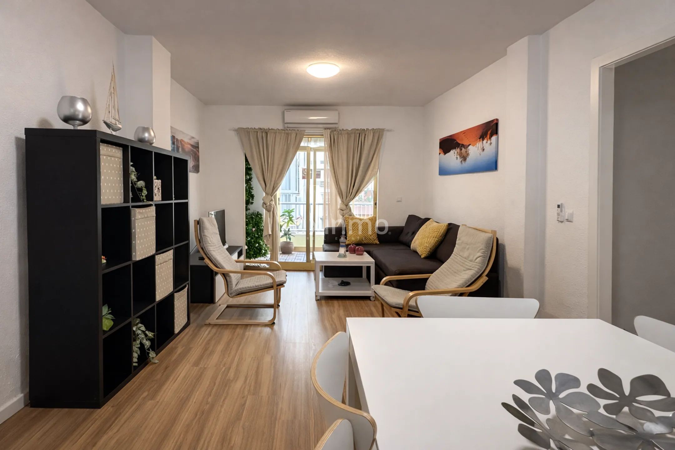 Three-bedroom flat with tourist licence — photo 2