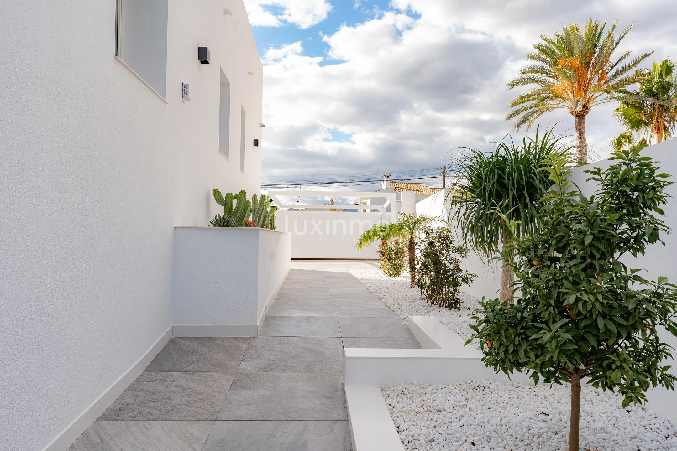 Moderne Neubauvilla mit Meerblick in Moraira — photo 9