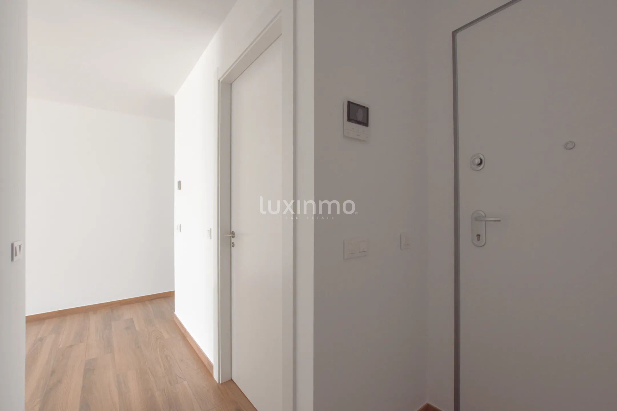 Exclusive luxury penthouse with private pool and panoramic sea views for rent Calpe — photo 3
