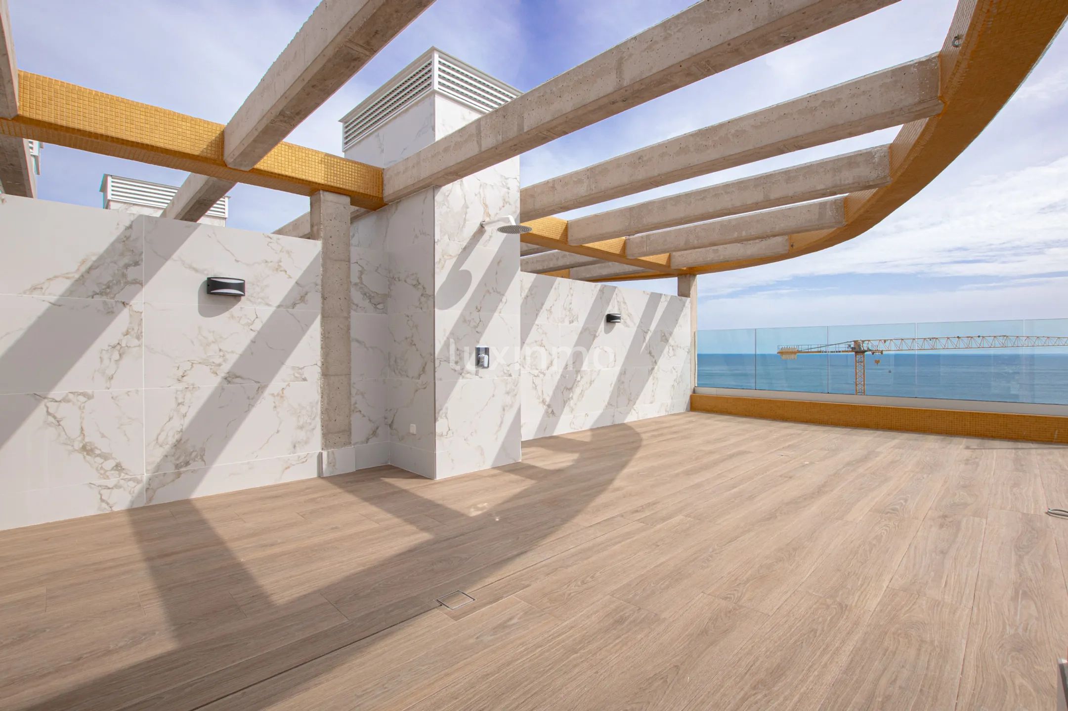 Exclusive luxury penthouse with private pool and panoramic sea views for rent Calpe — photo 24