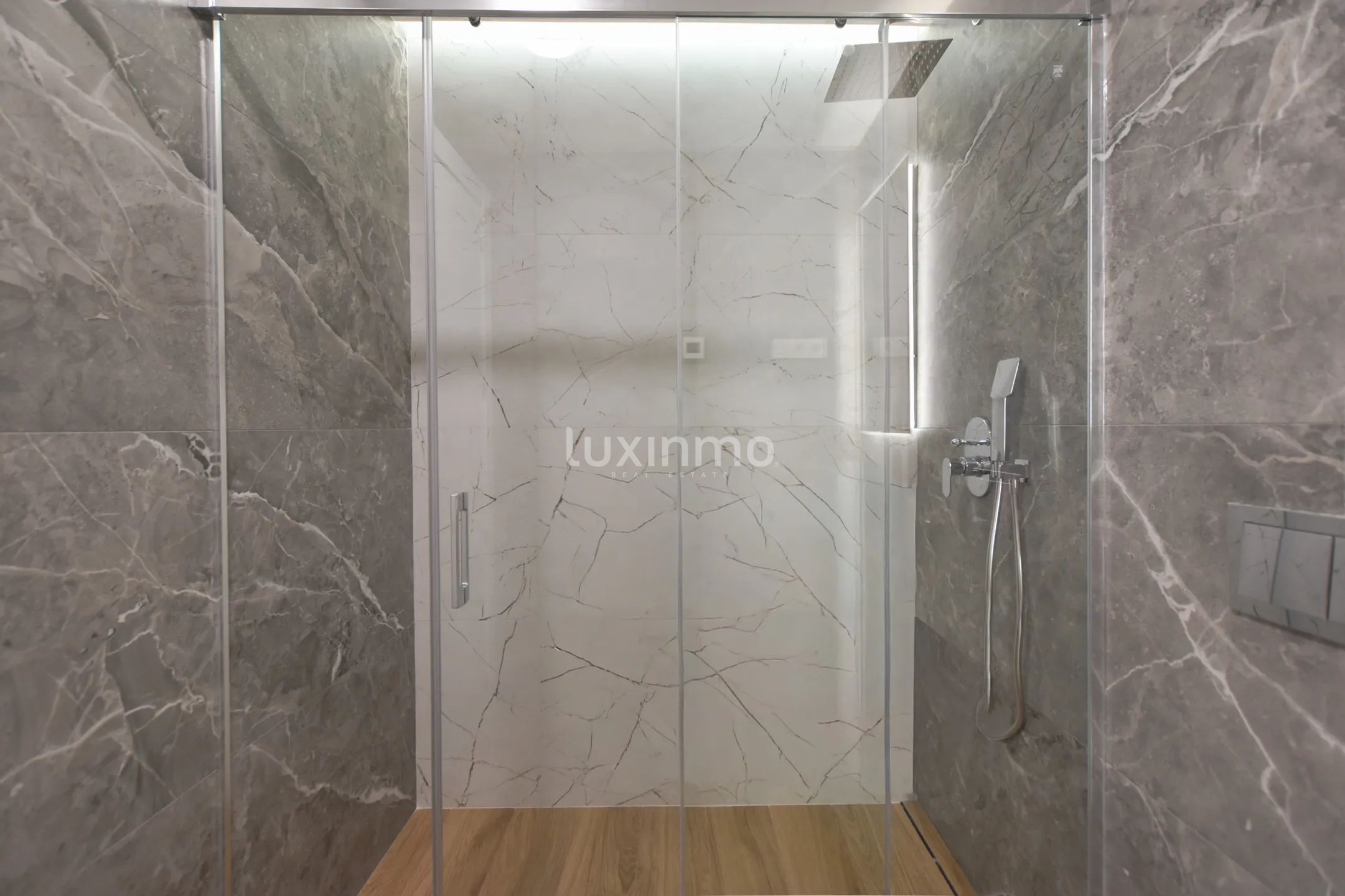 Exclusive luxury penthouse with private pool and panoramic sea views for rent Calpe — photo 11