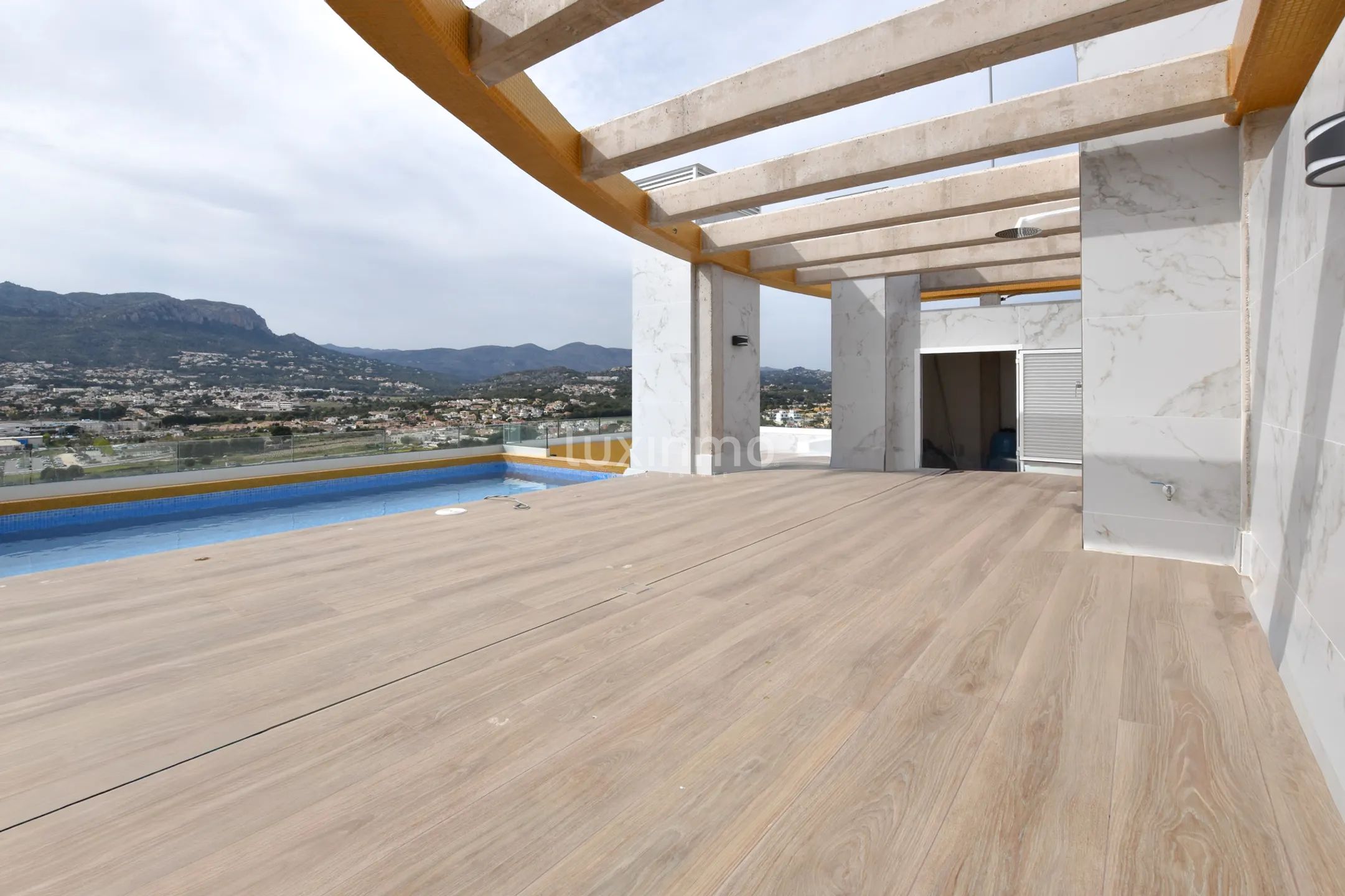 Exclusive luxury penthouse with private pool and panoramic sea views for rent Calpe — photo 26