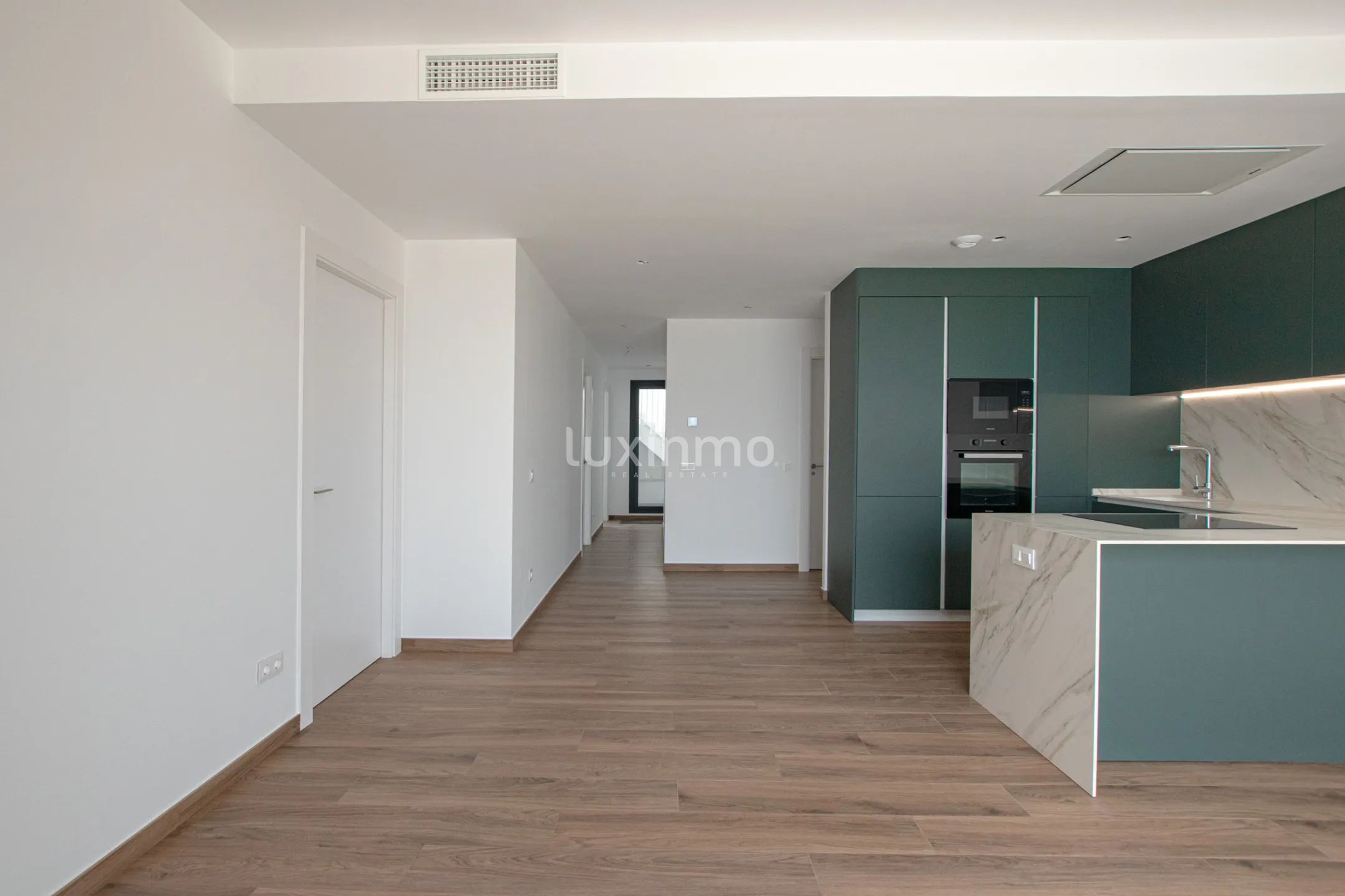 Exclusive luxury penthouse with private pool and panoramic sea views for rent Calpe — photo 7