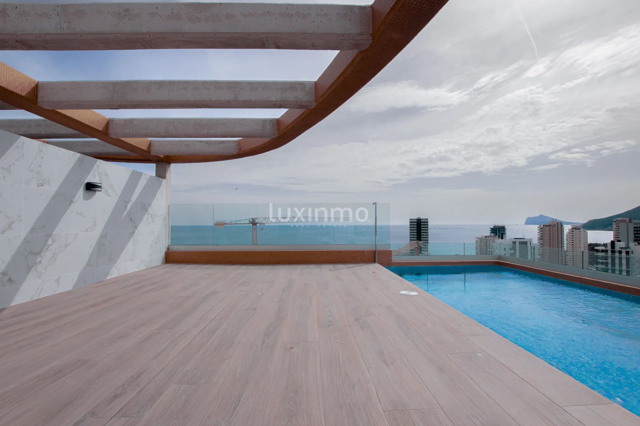 Exclusive luxury penthouse with private pool and panoramic sea views for rent Calpe — photo 25