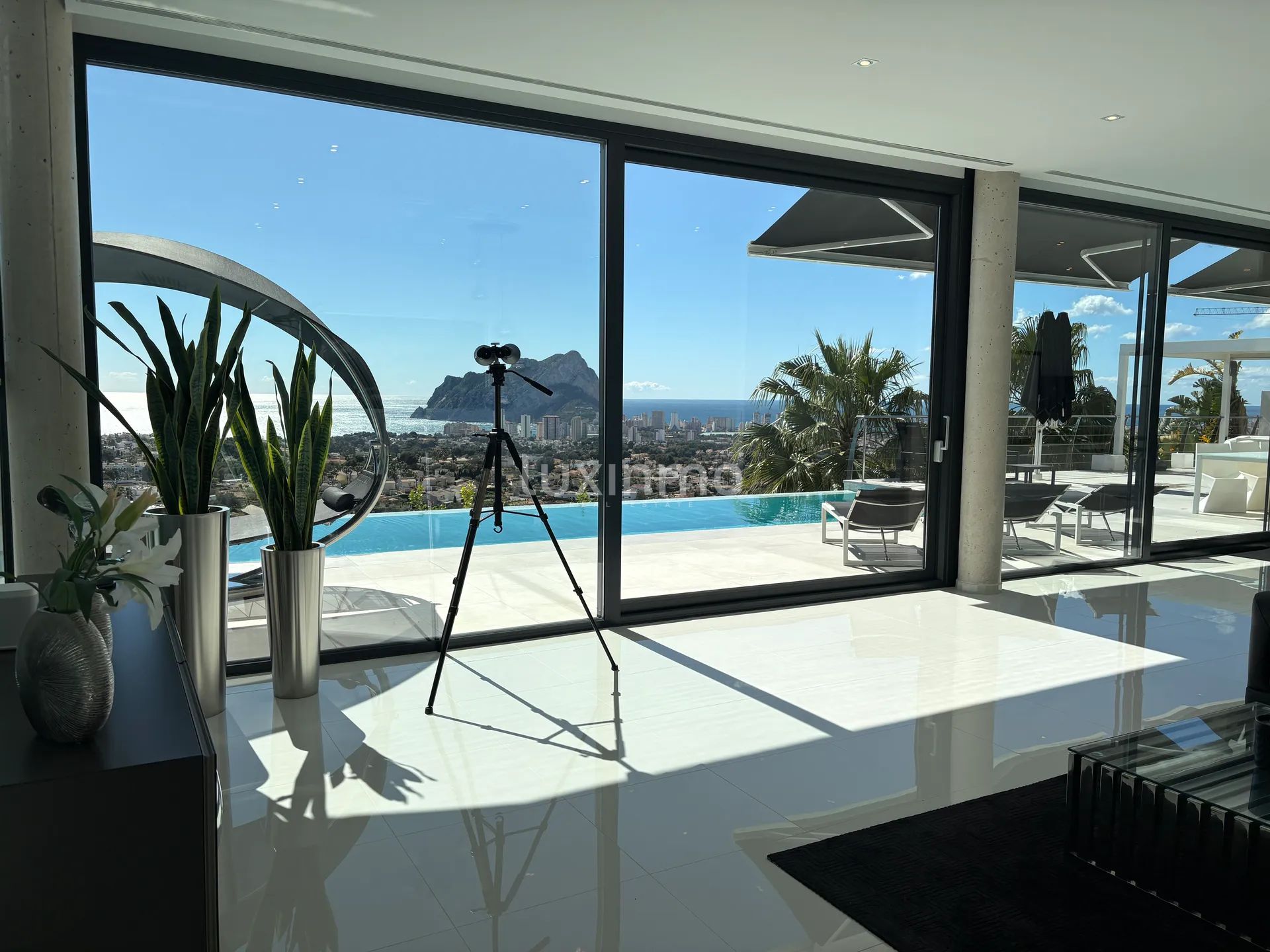 Luksusowa willa z panoramicznym widokiem na morze w Calpe — photo 10