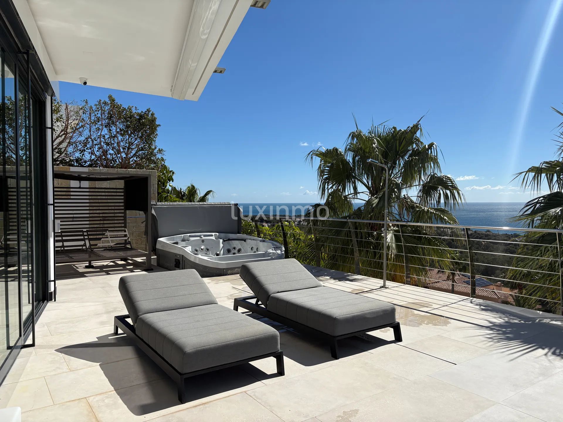 Luxury villa with panoramic sea views in Calpe — photo 3