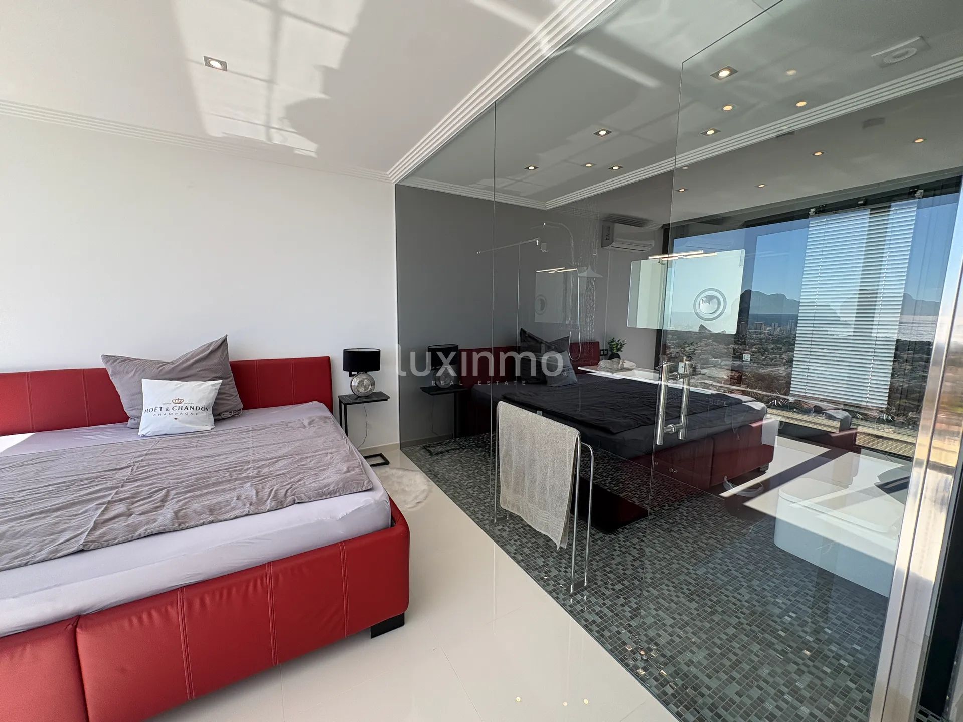 Luksusowa willa z panoramicznym widokiem na morze w Calpe — photo 19