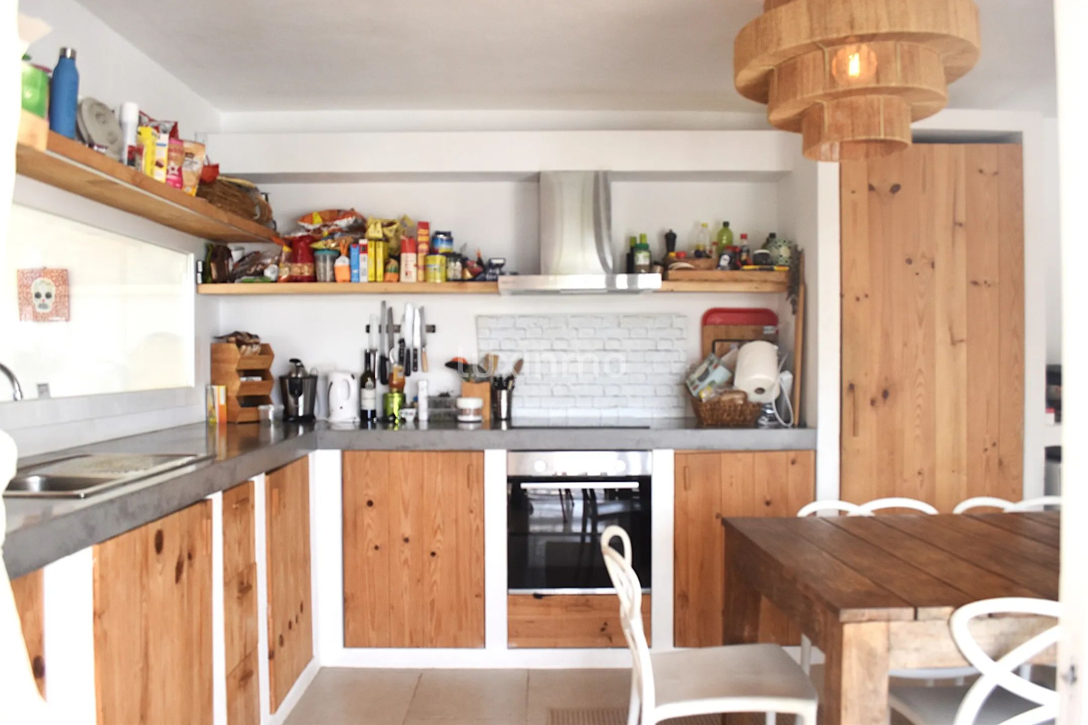 Charmante villa sur la côte sud-ouest avec vue lointaine sur la mer — photo 18