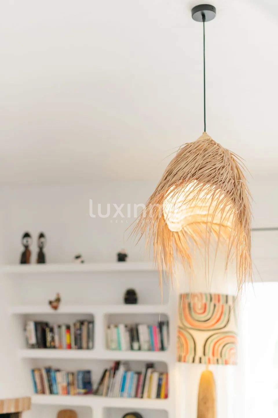 Charmante villa sur la côte sud-ouest avec vue lointaine sur la mer — photo 52