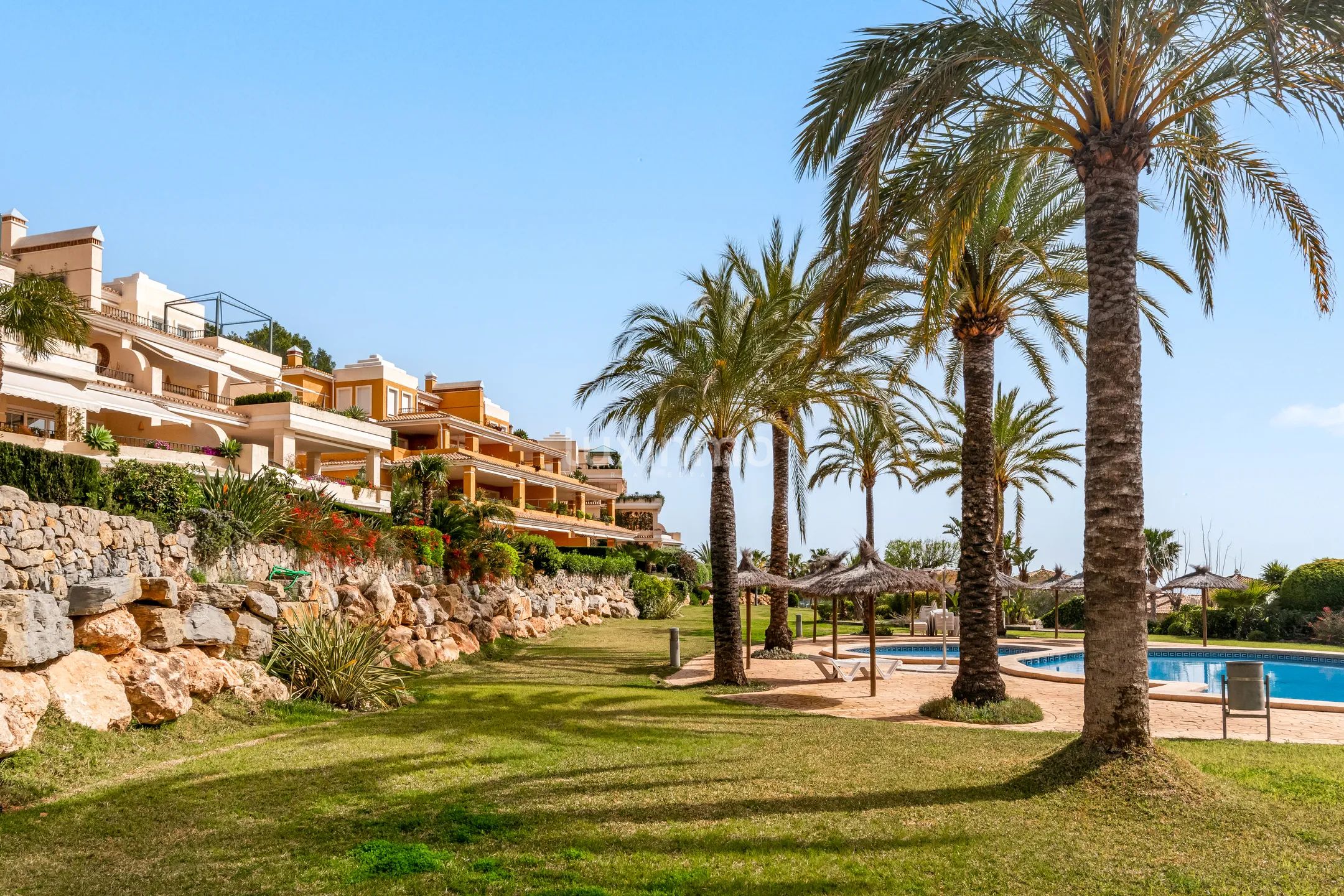 Fantastic apartment with sea views in Altea Hills — photo 25