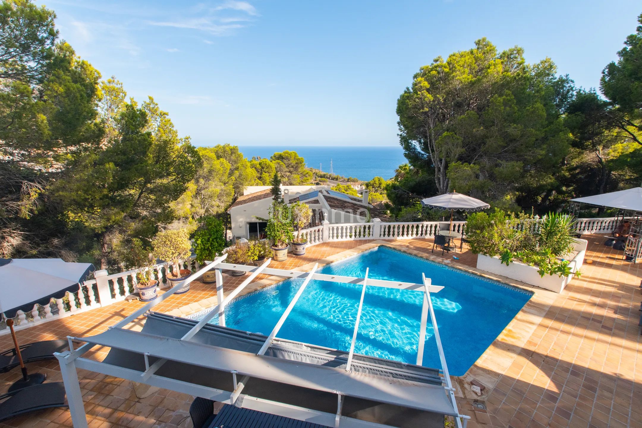 Beautiful vila with sea views for rent in Altea — photo 18