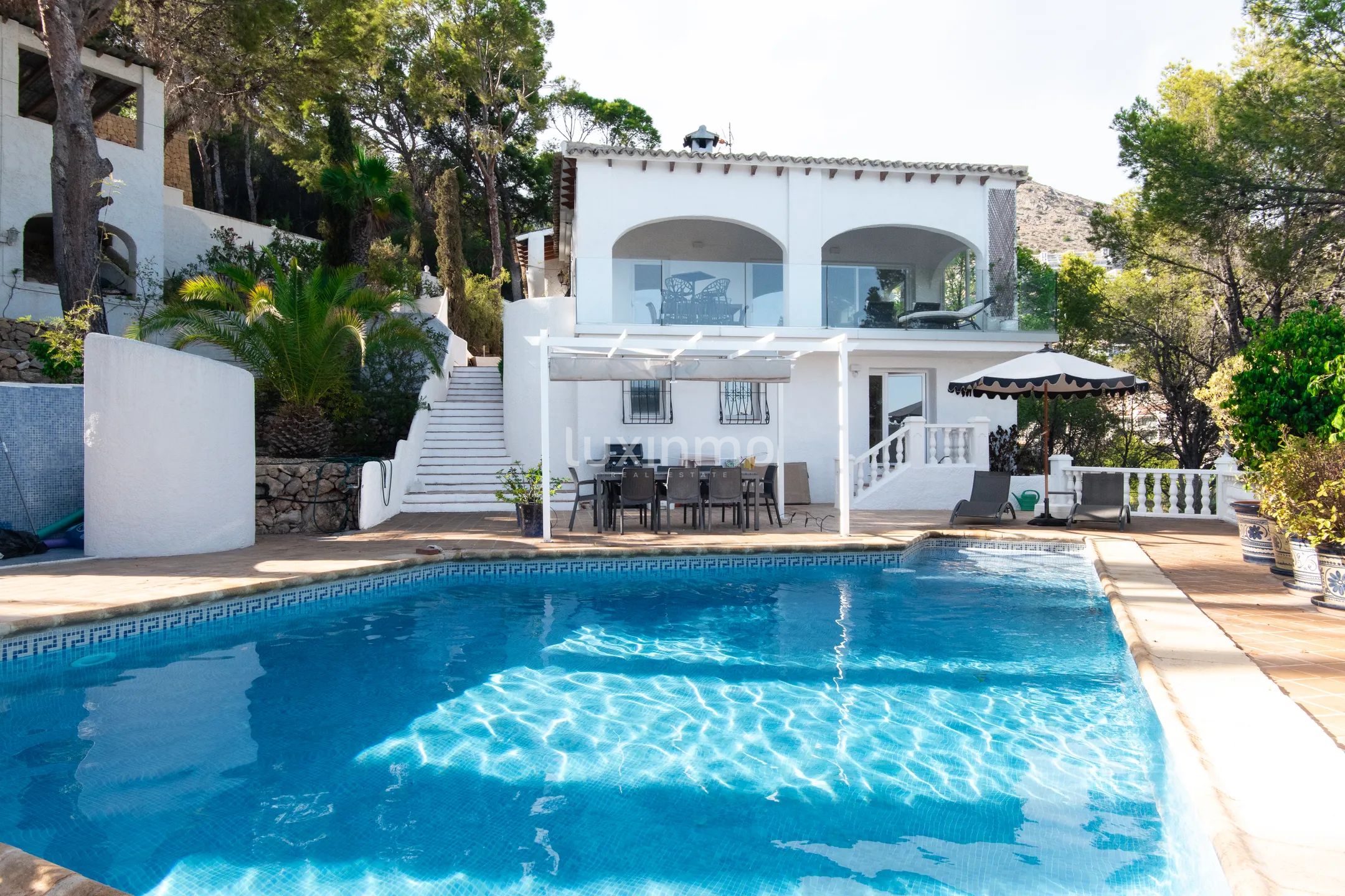 Beautiful vila with sea views for rent in Altea — photo 2