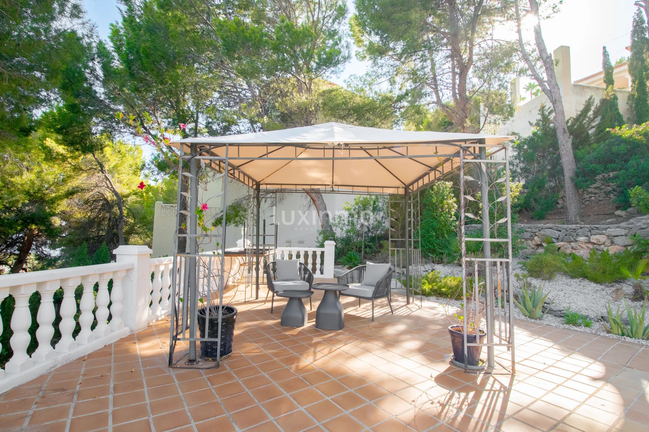 Beautiful vila with sea views for rent in Altea — photo 22