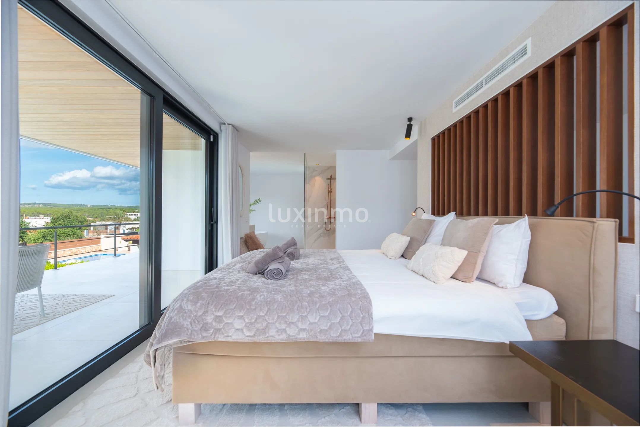 Elegante eigentijdse villa in Can Ramón met verhuur Lisence — photo 26