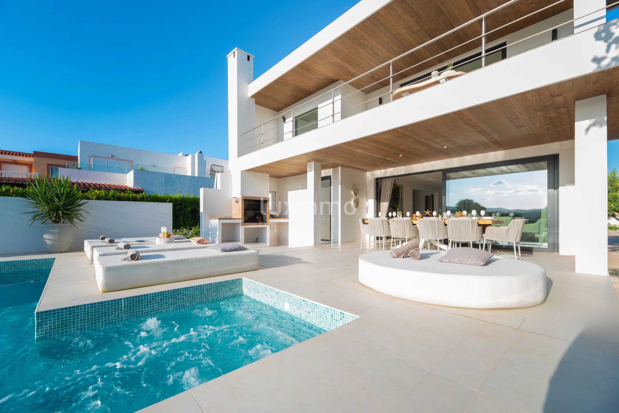Elegante eigentijdse villa in Can Ramón met verhuur Lisence — photo 2