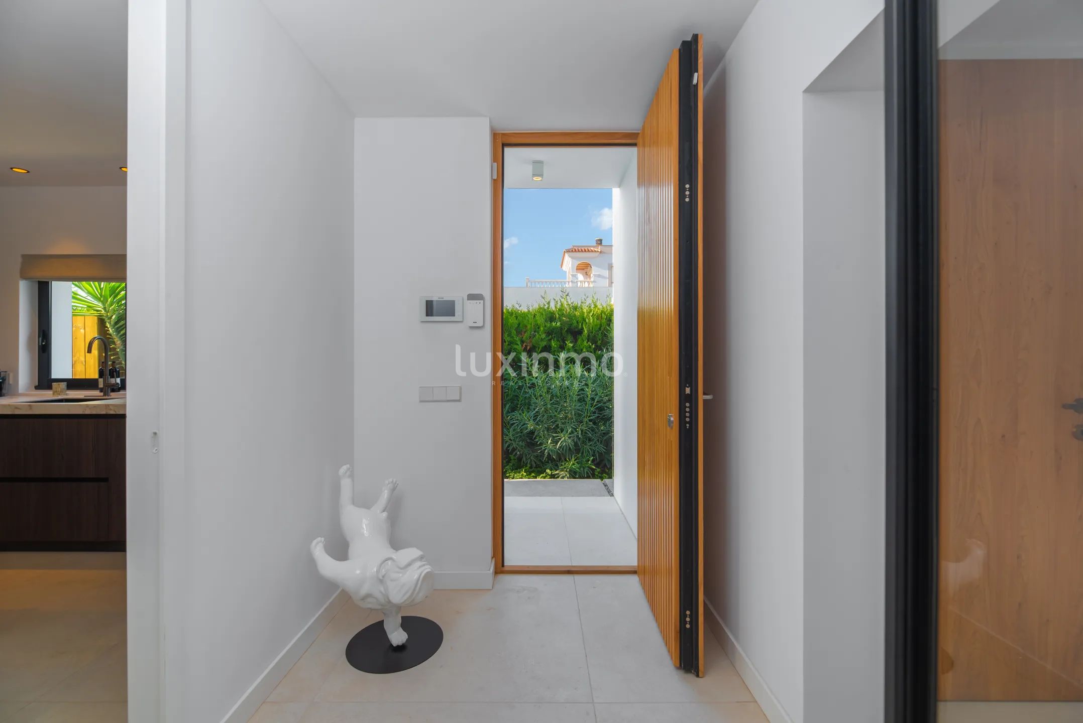 Elegante eigentijdse villa in Can Ramón met verhuur Lisence — photo 14