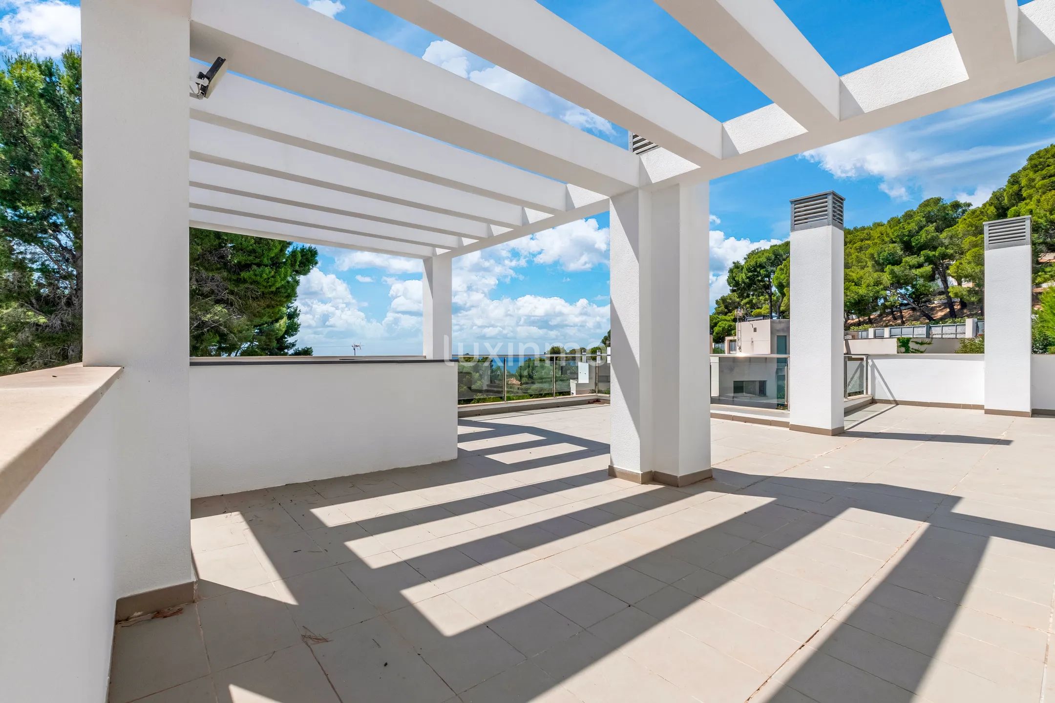 Beautiful house with sea views for rent in Altea — photo 24