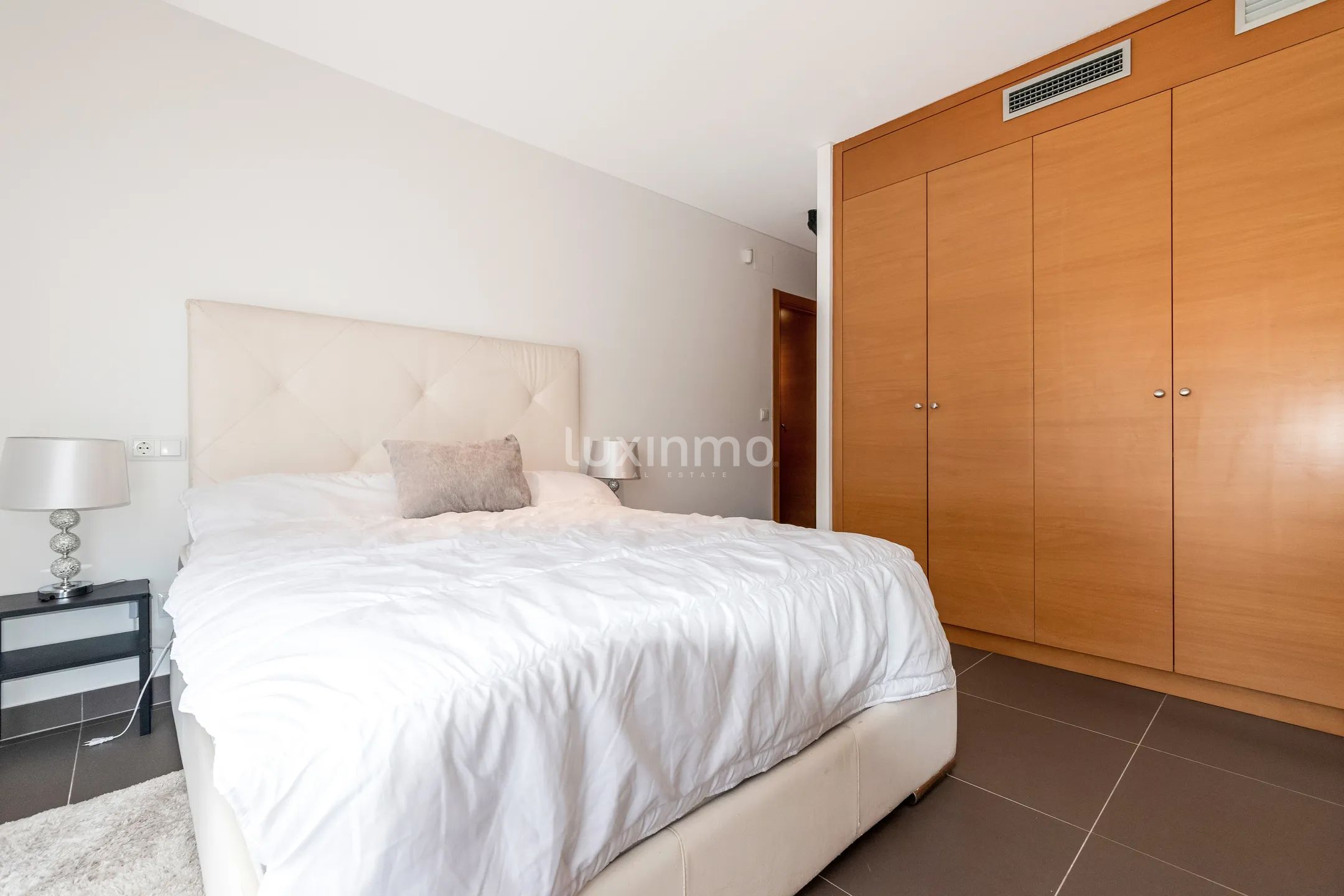 Beautiful house with sea views for rent in Altea — photo 13