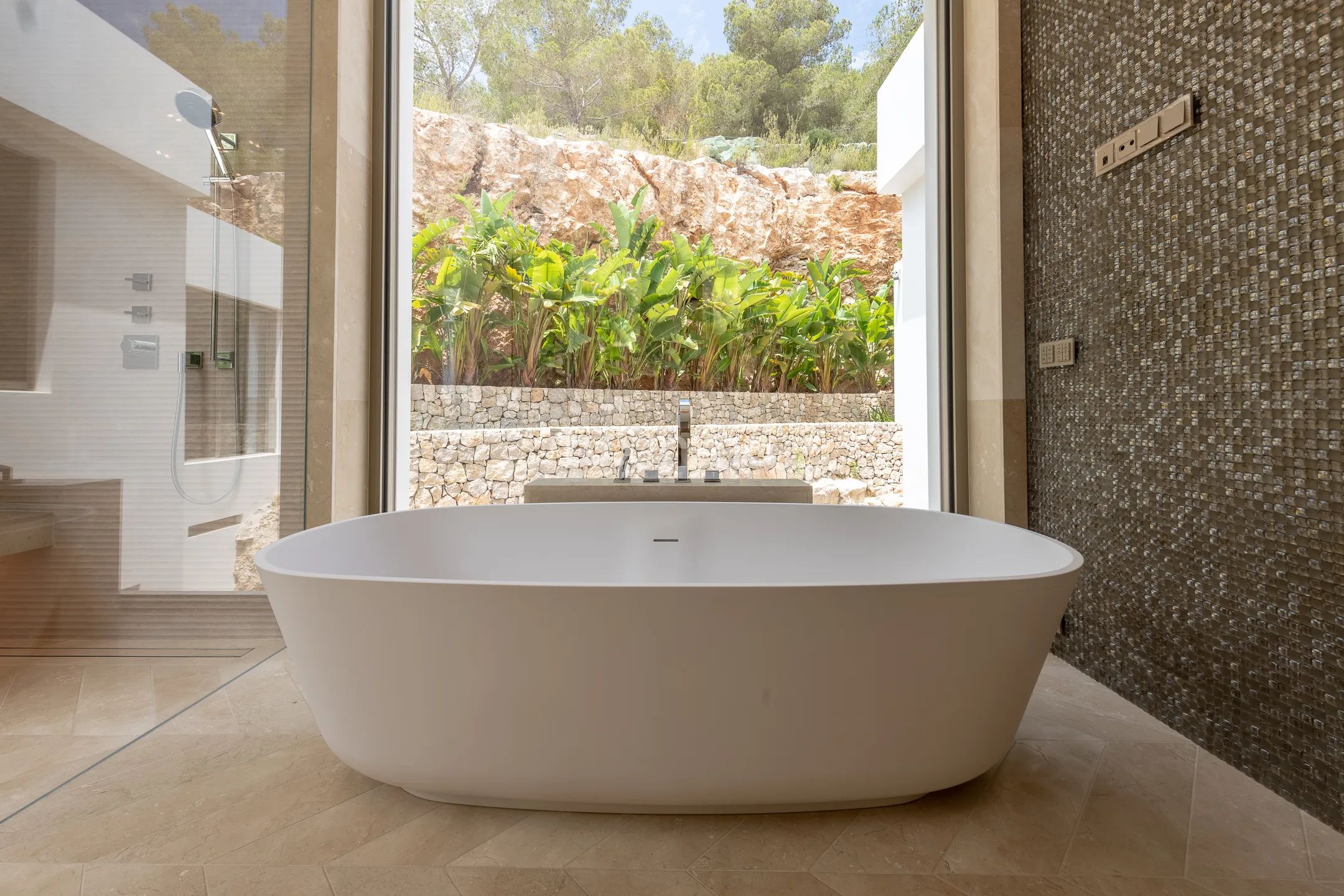 Elephant Hills - Exklusivt boende i bergen på Ibiza — photo 22