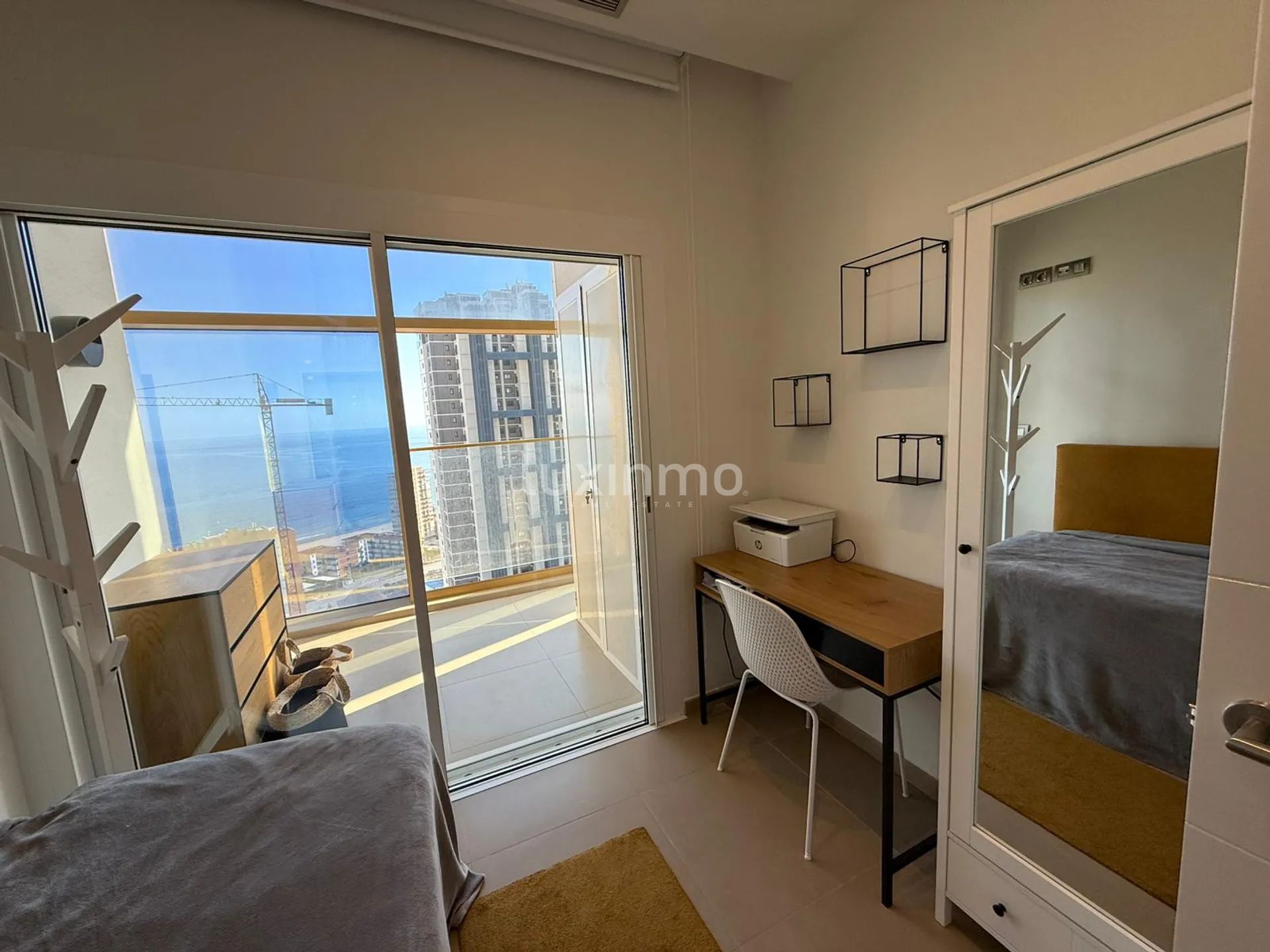 2 Bedroom Sea view flat in playa de poniente — photo 10
