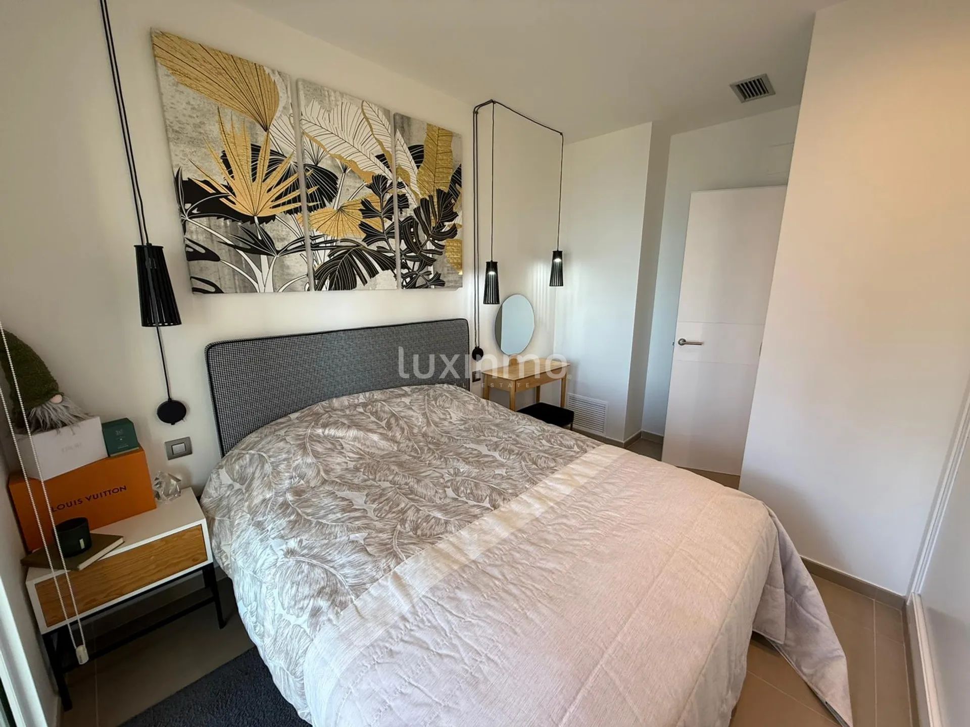 2 Bedroom Sea view flat in playa de poniente — photo 6