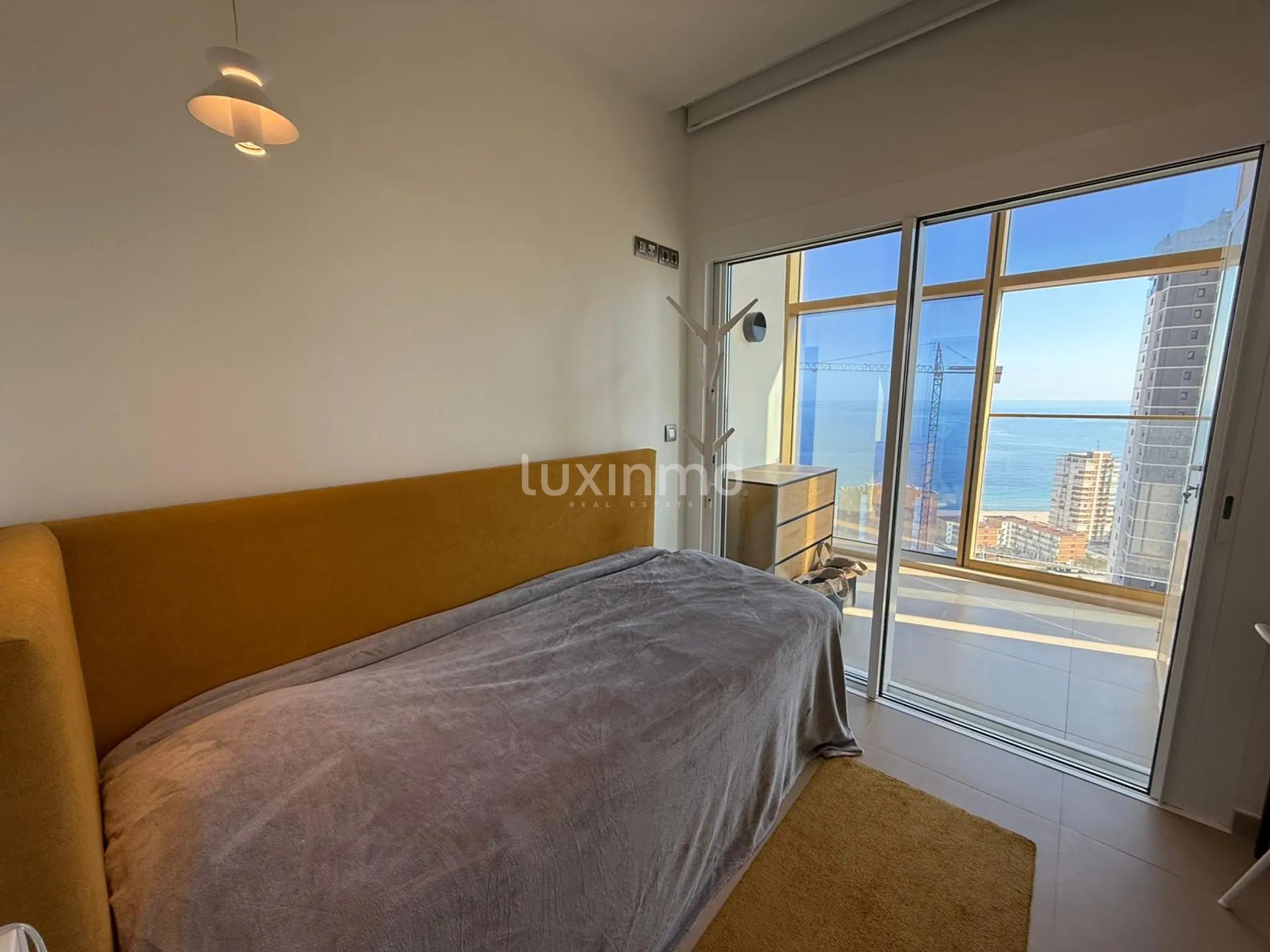 2 Bedroom Sea view flat in playa de poniente — photo 11