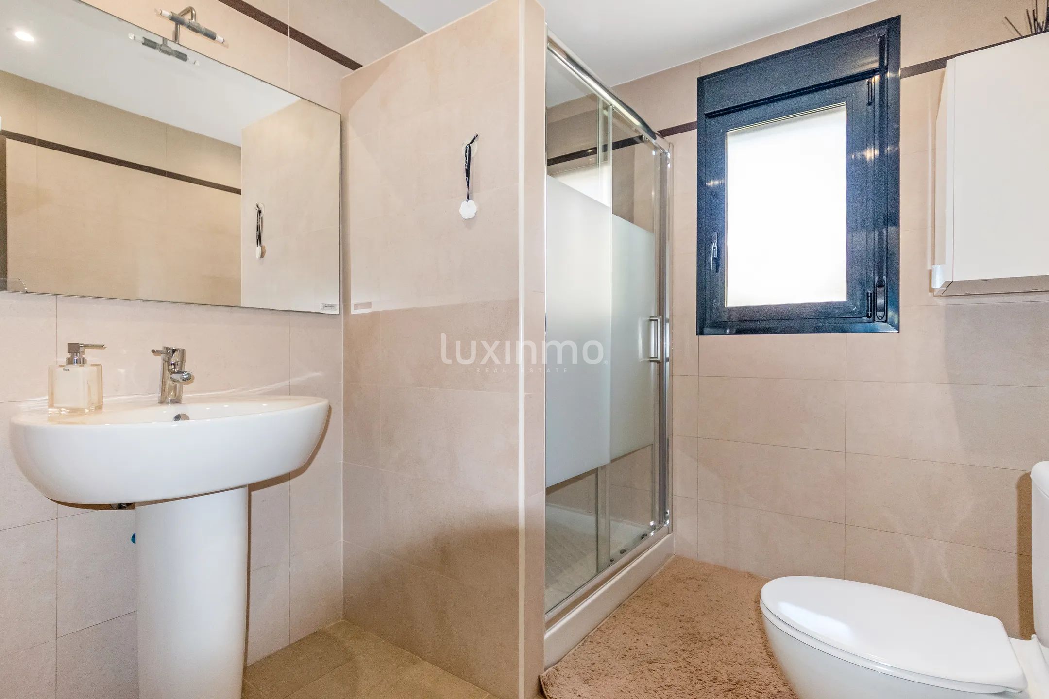 Cozy house with pool in Albir for rent — photo 15