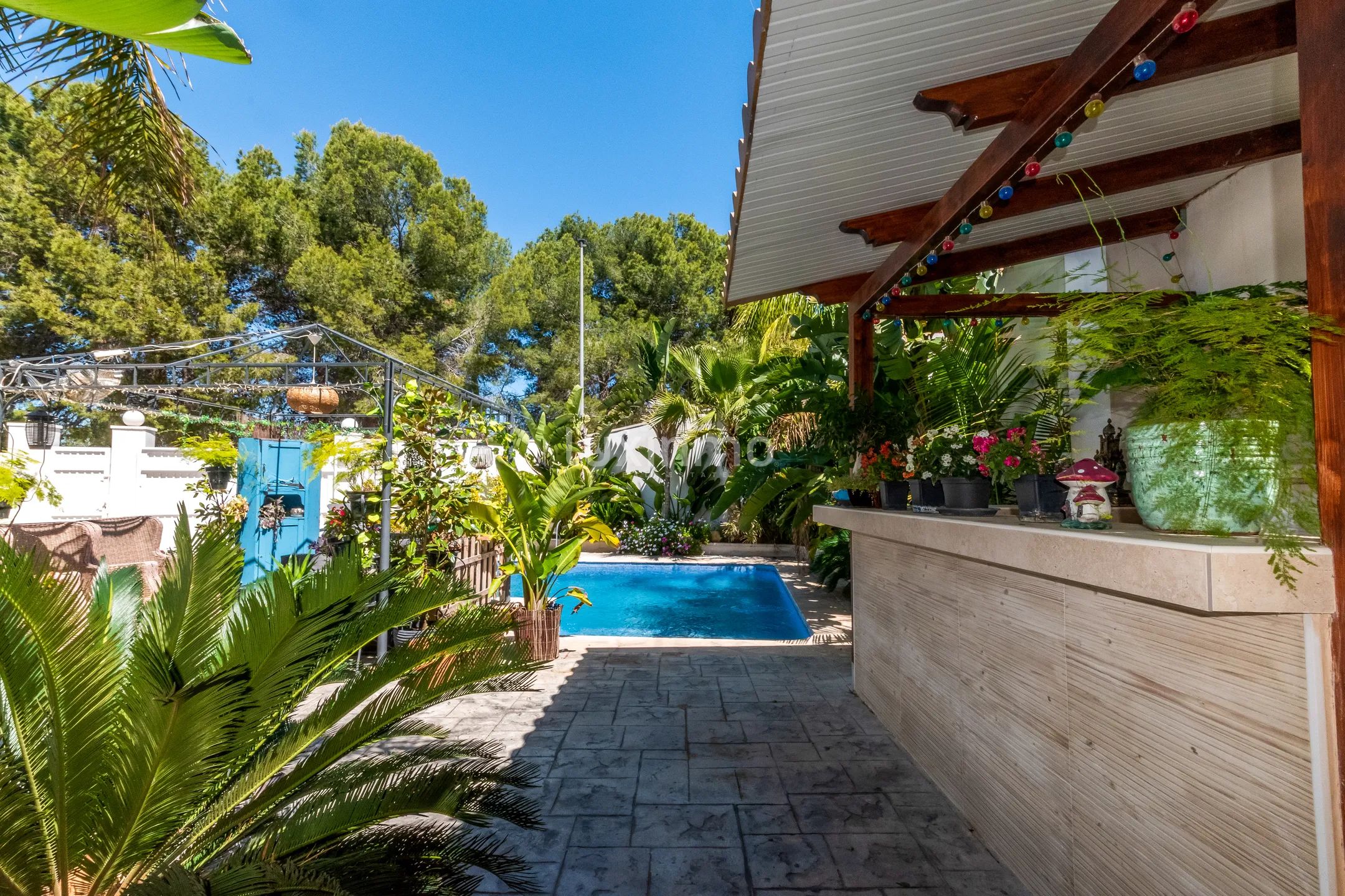 Cozy house with pool in Albir for rent — photo 19