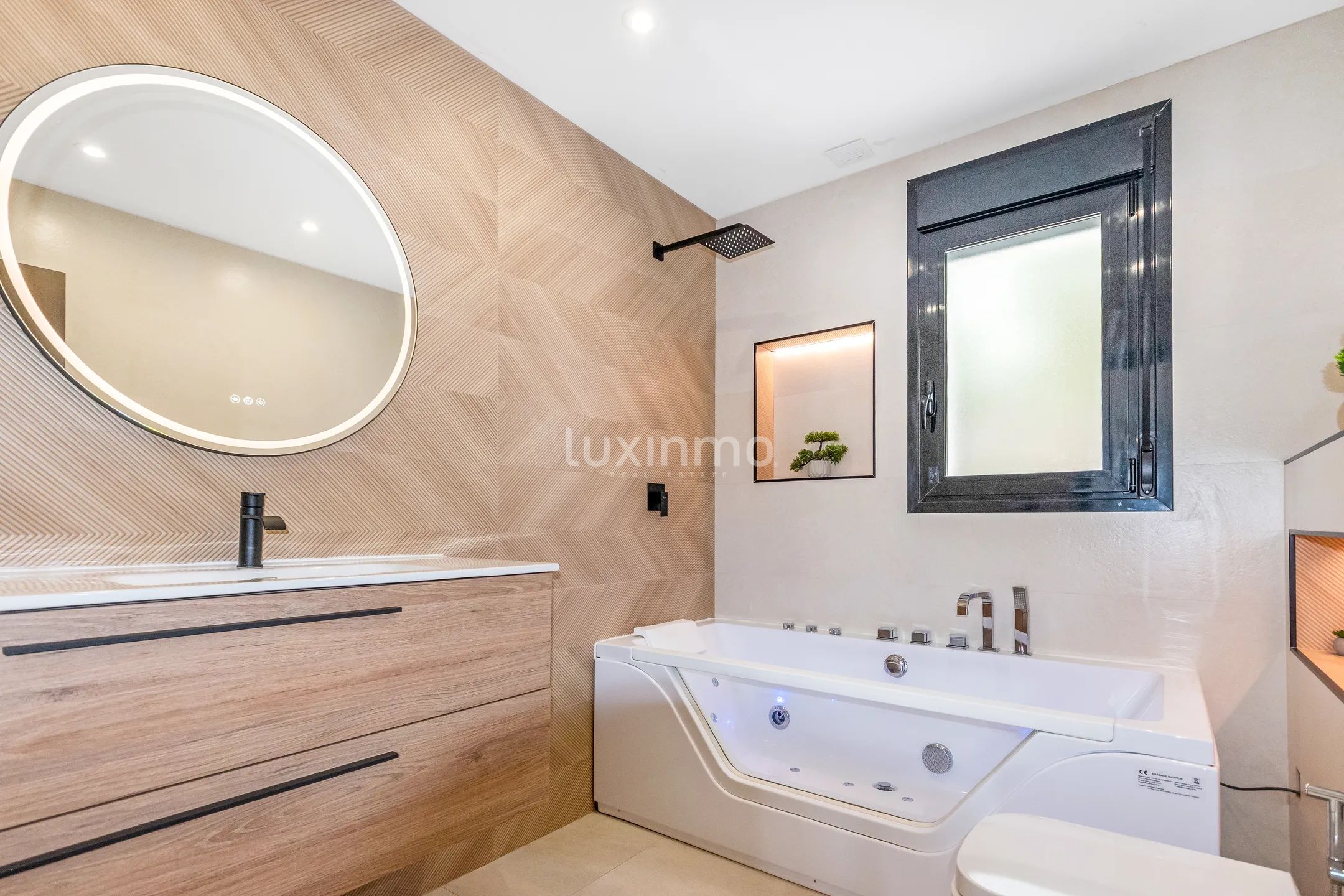 Cozy house with pool in Albir for rent — photo 8