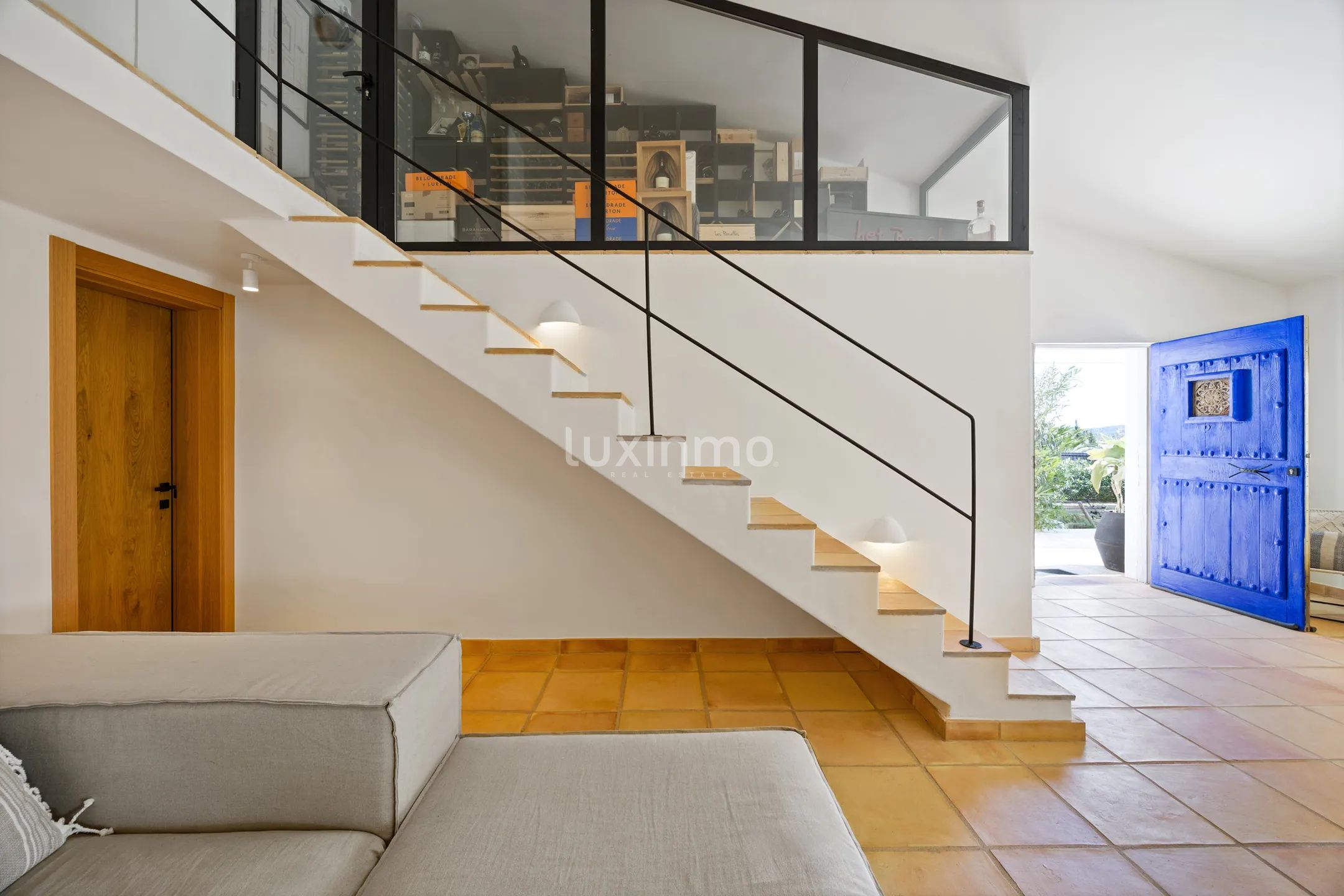 Mediterranean villa with guest house in Montgó, Jávea — photo 10
