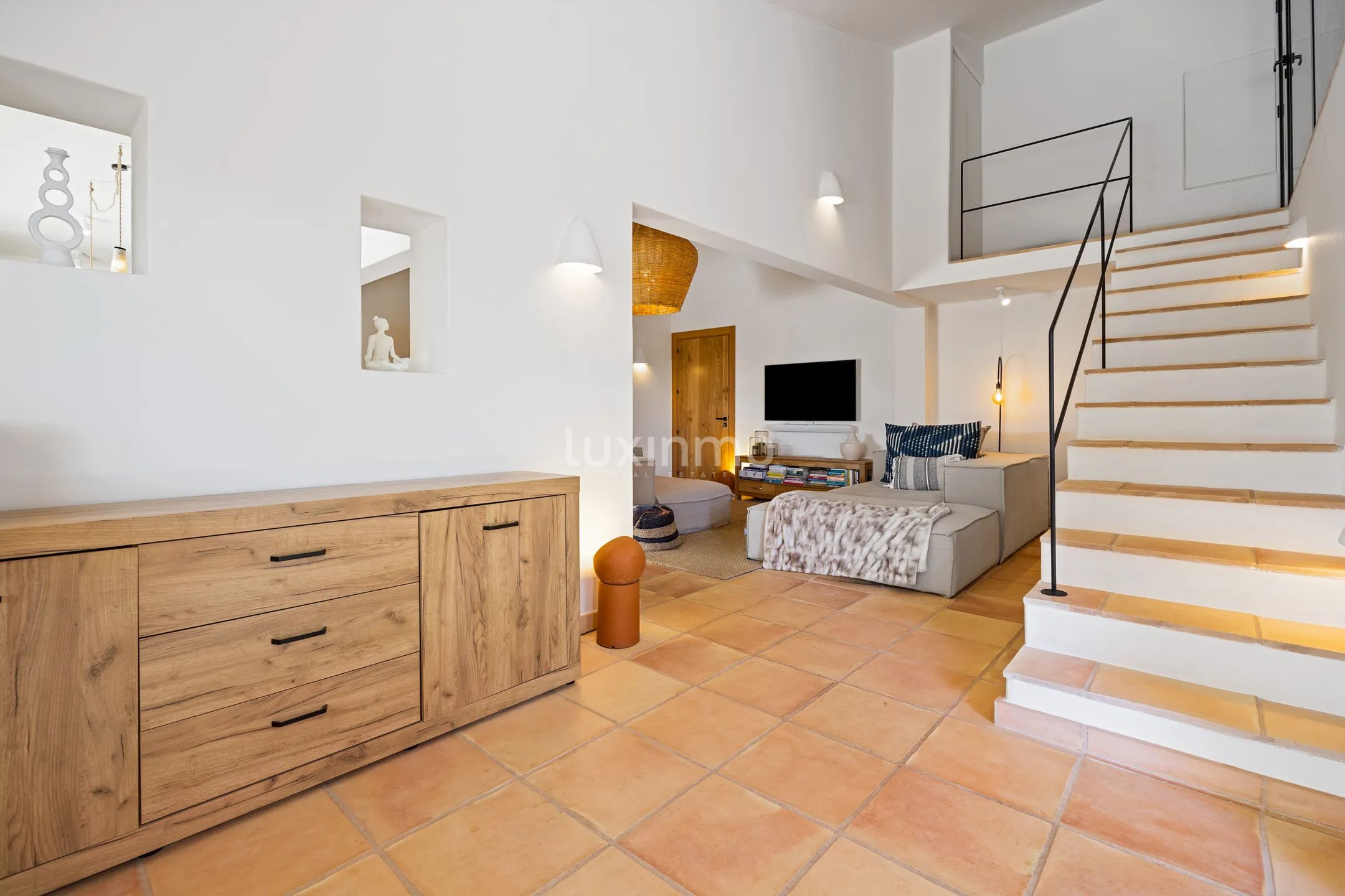 Mediterranean villa with guest house in Montgó, Jávea — photo 13