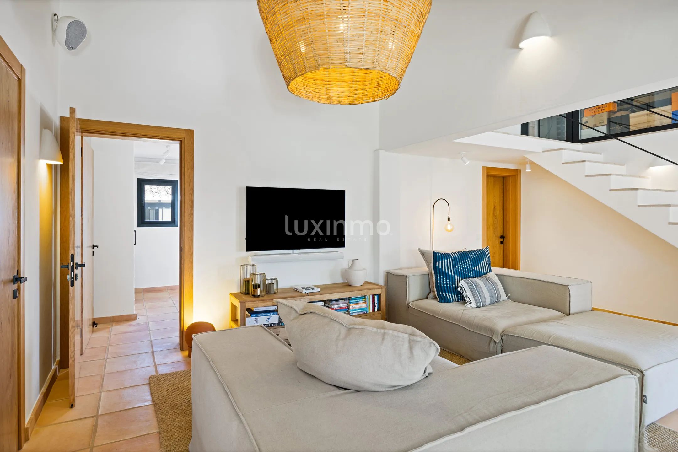 Mediterranean villa with guest house in Montgó, Jávea — photo 12