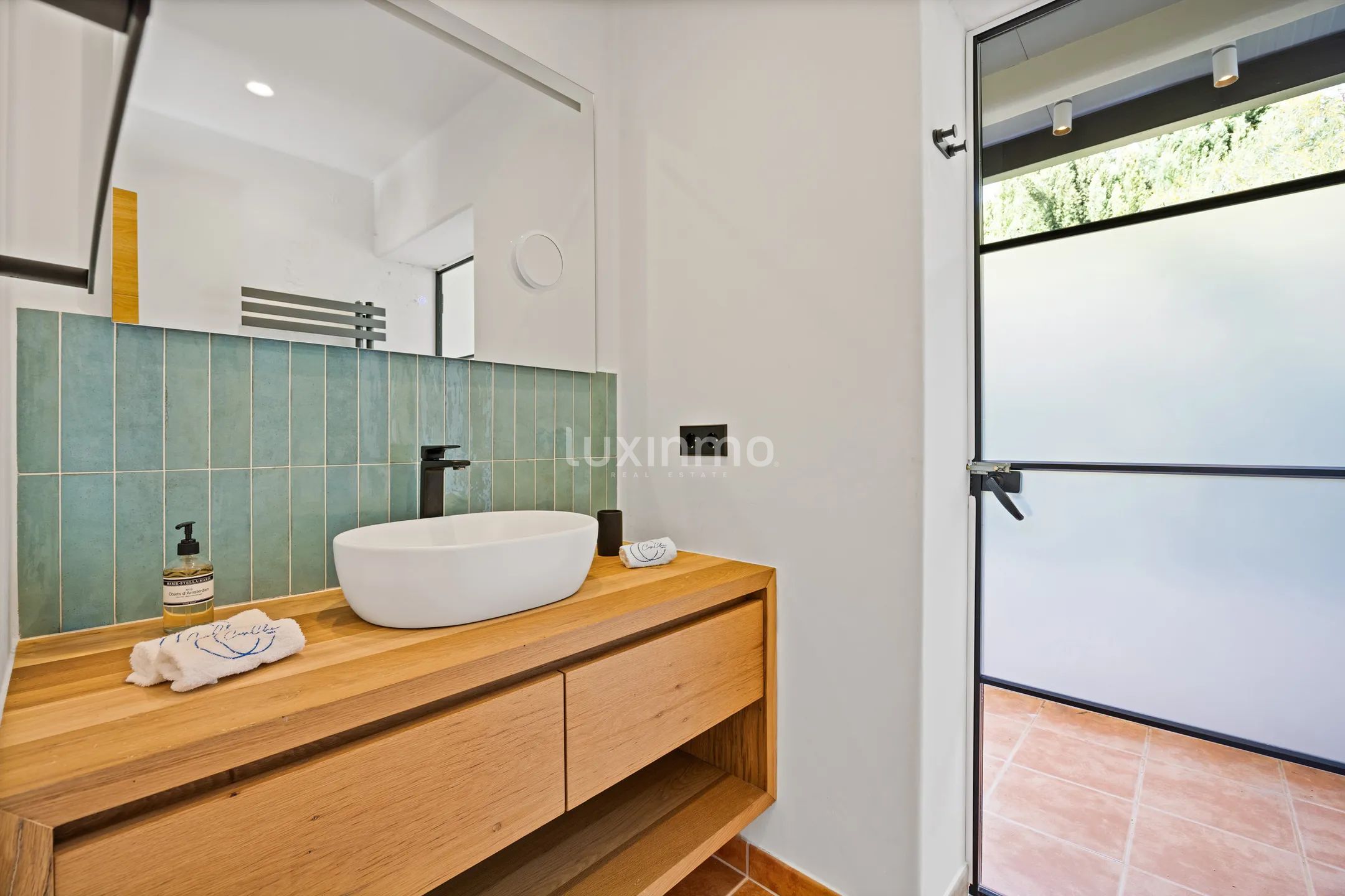 Mediterranean villa with guest house in Montgó, Jávea — photo 47