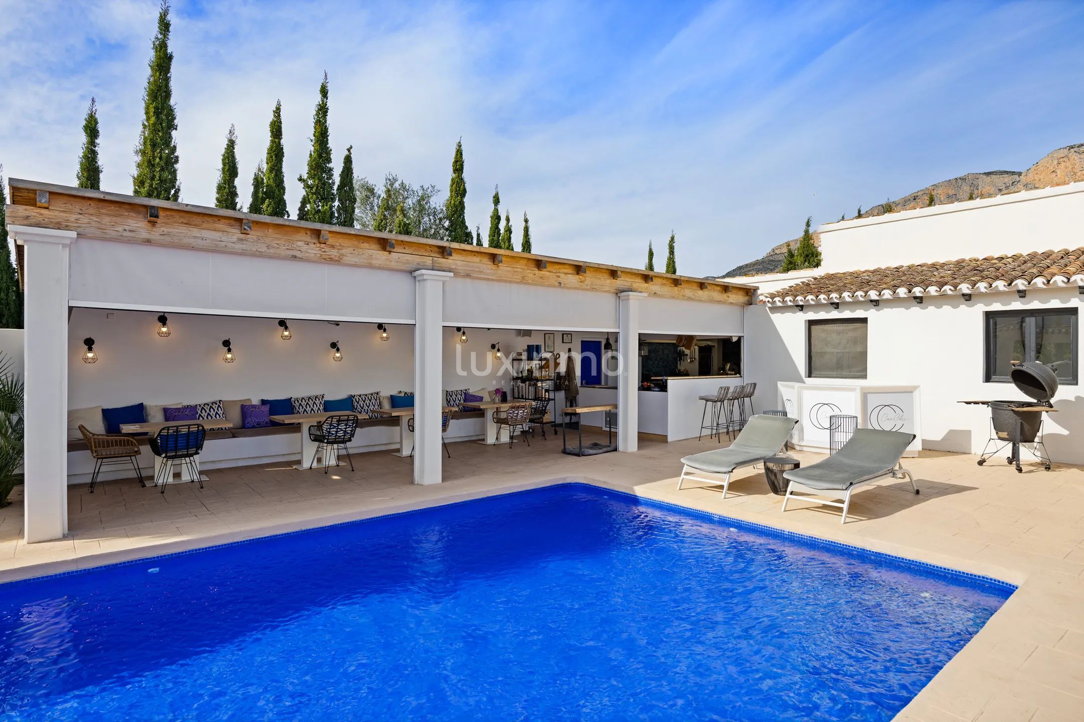 Mediterranean villa with guest house in Montgó, Jávea — photo 30