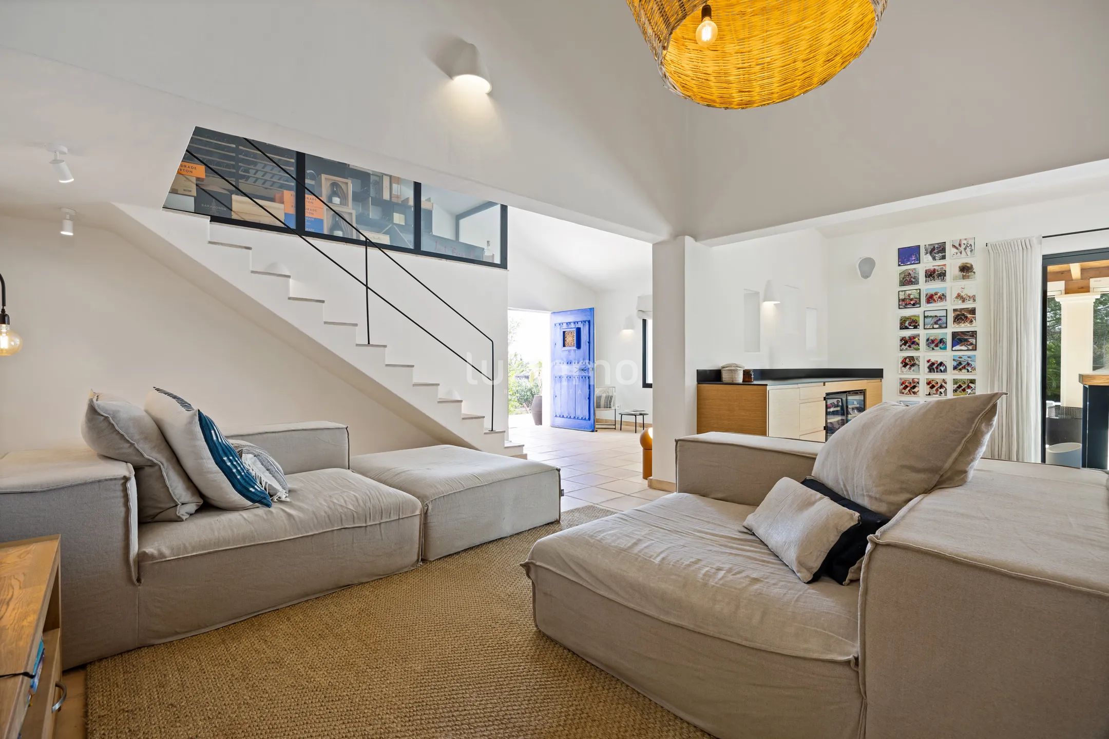Mediterranean villa with guest house in Montgó, Jávea — photo 11