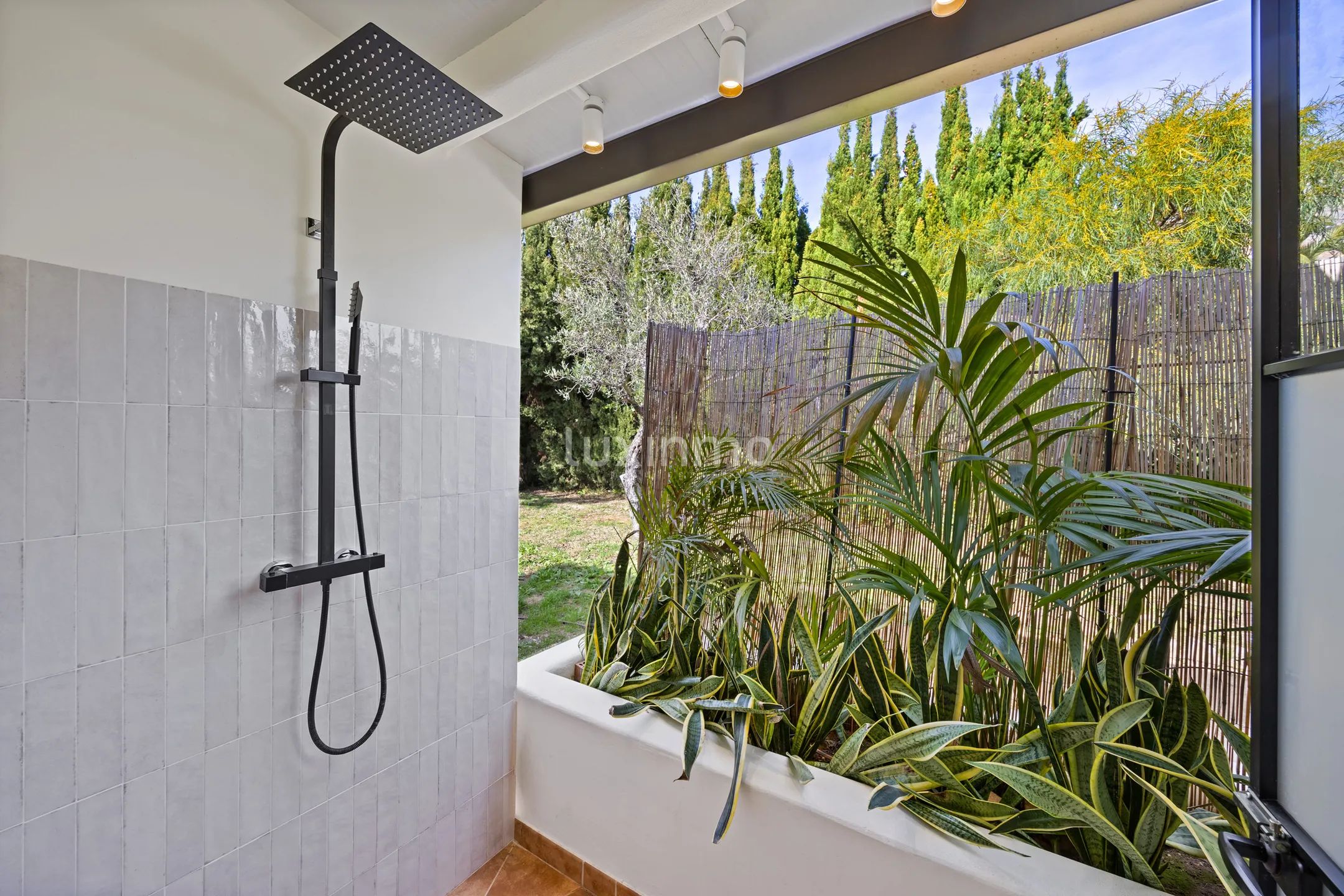 Средиземноморская вилла с гостевым домом в Монтго, Явеа — photo 48