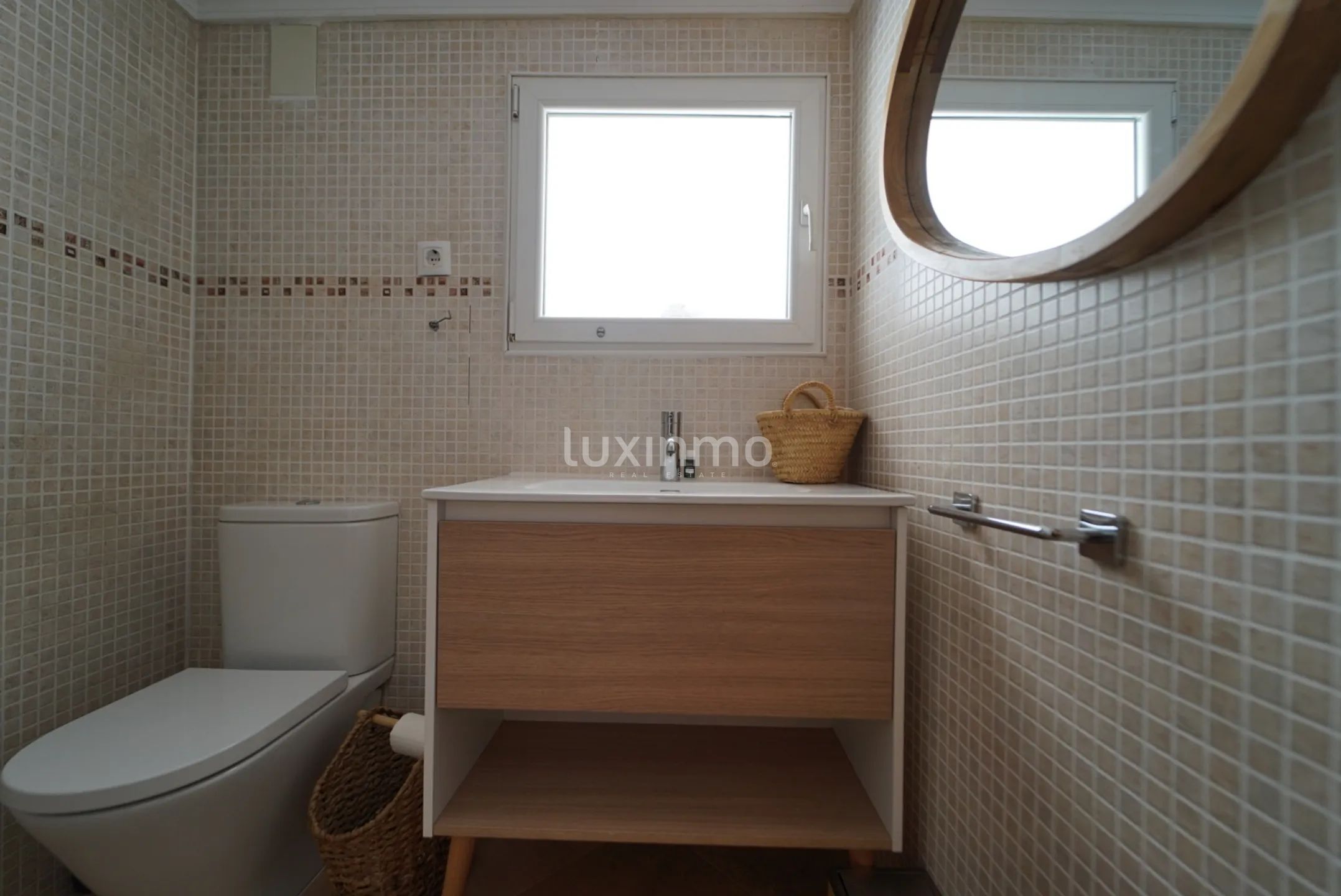 Modern villa with panoramic sea views — photo 11