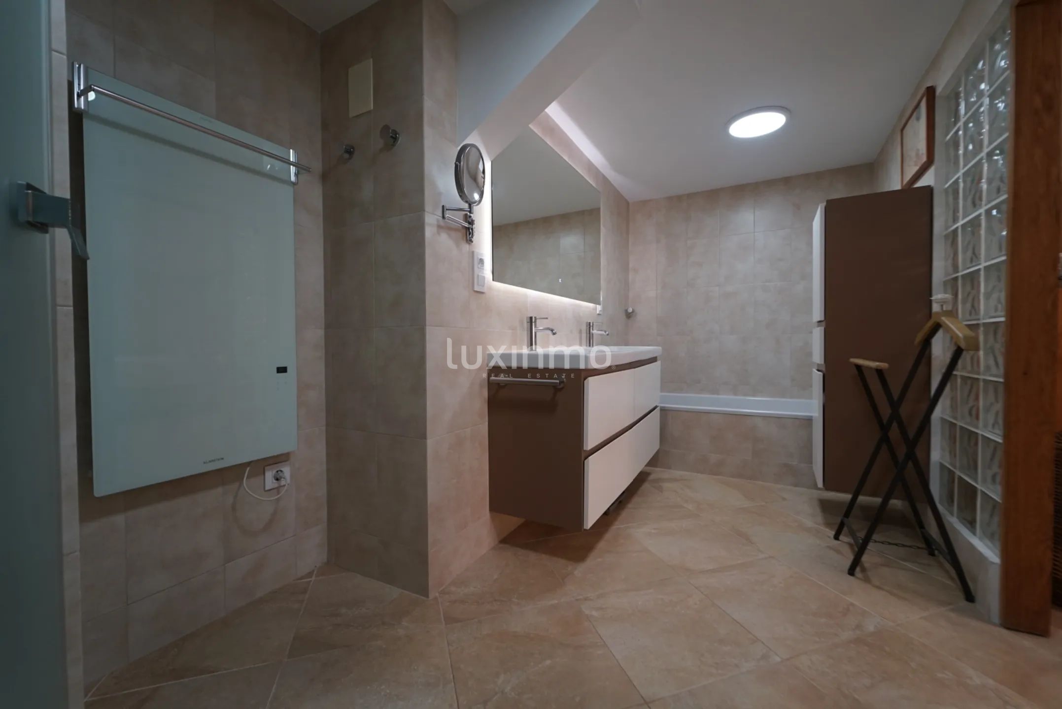 Modern villa with panoramic sea views — photo 8