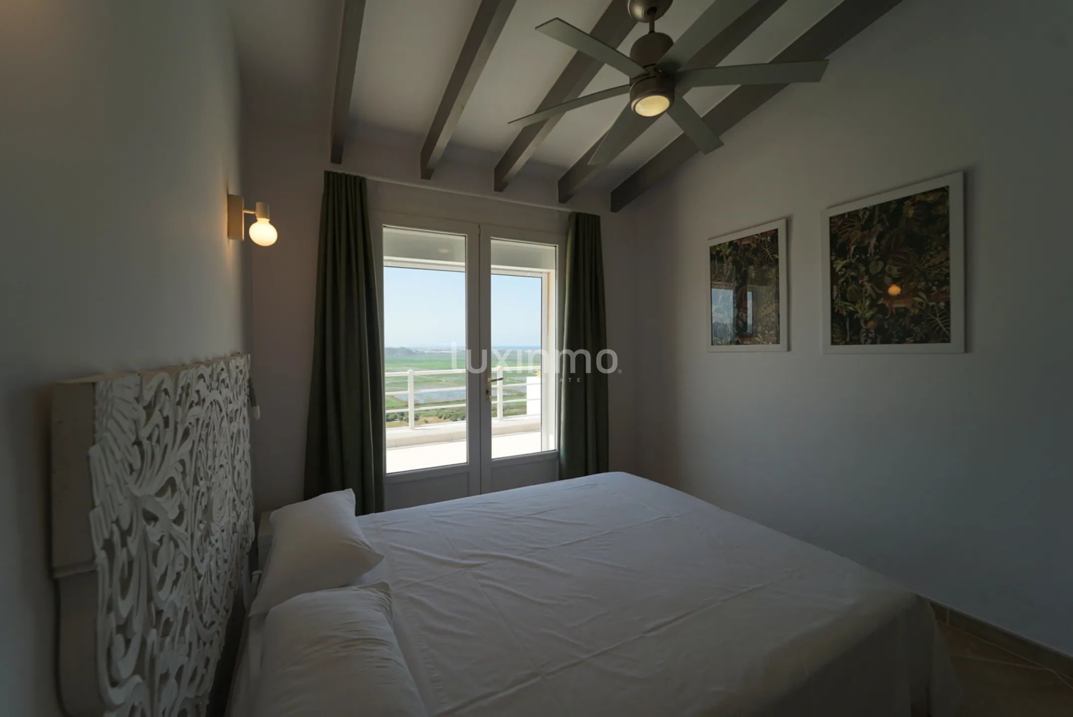 Modern villa with panoramic sea views — photo 25